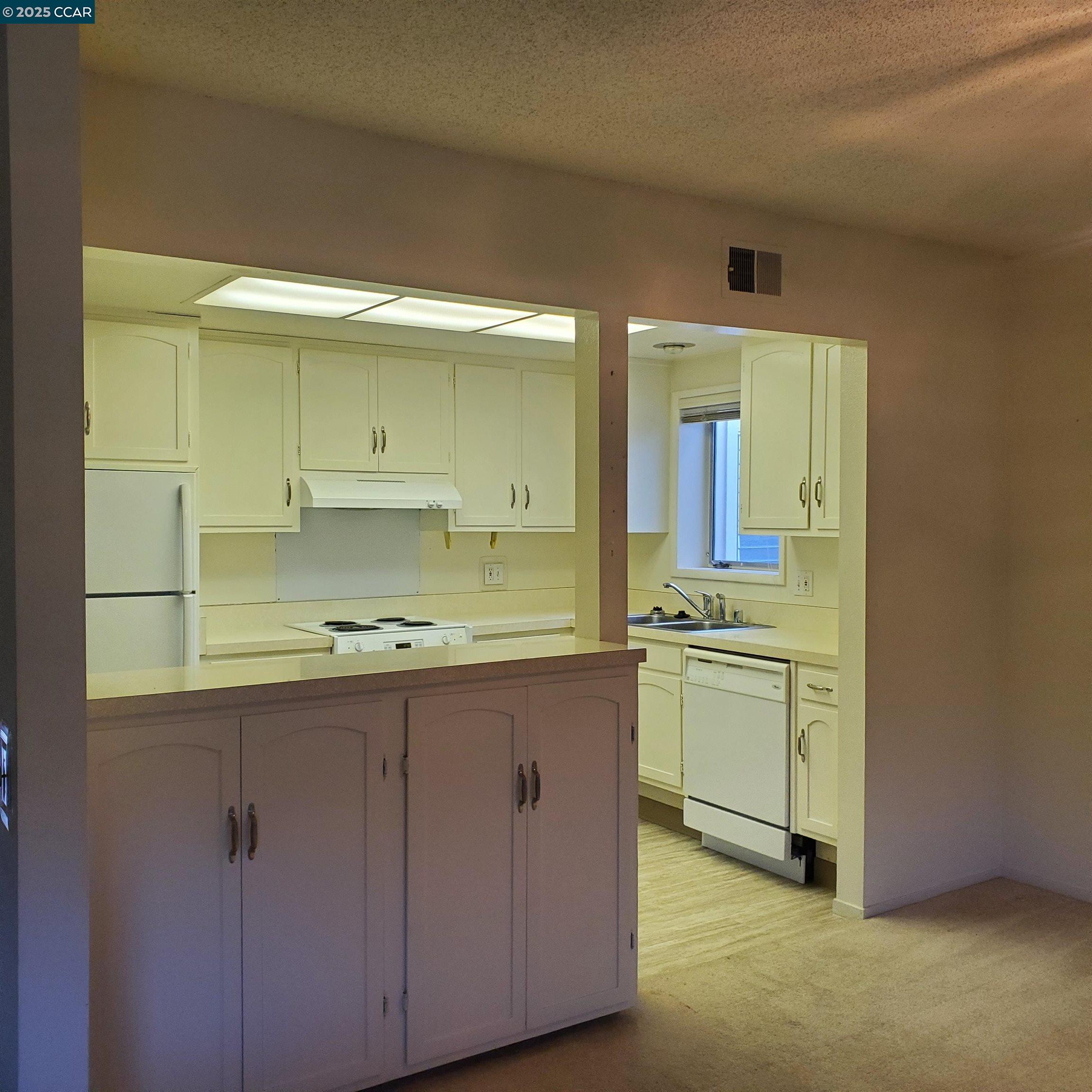 2000 Golden Rain Rd # 1