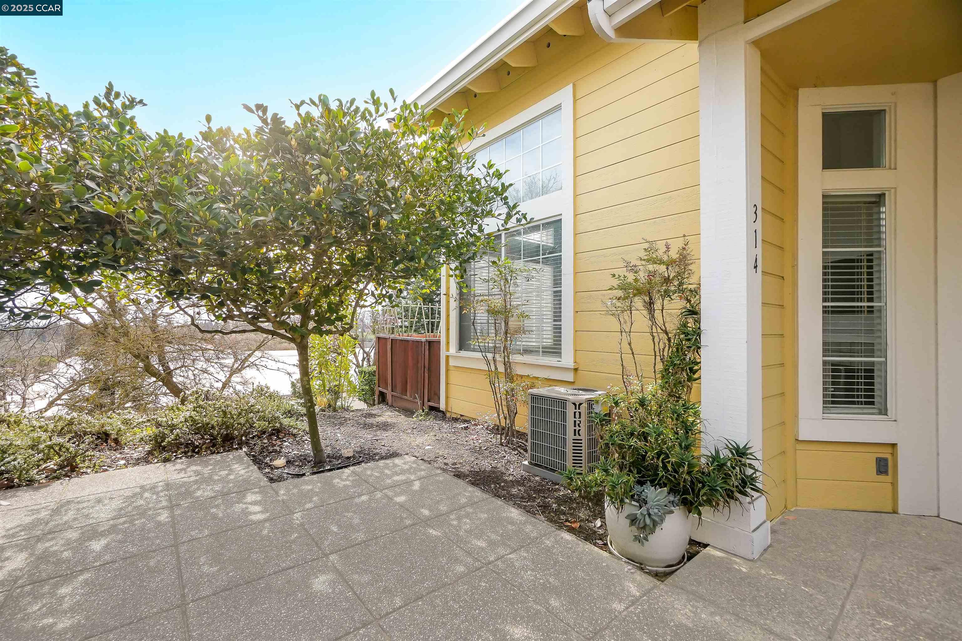 314 Skyline Dr