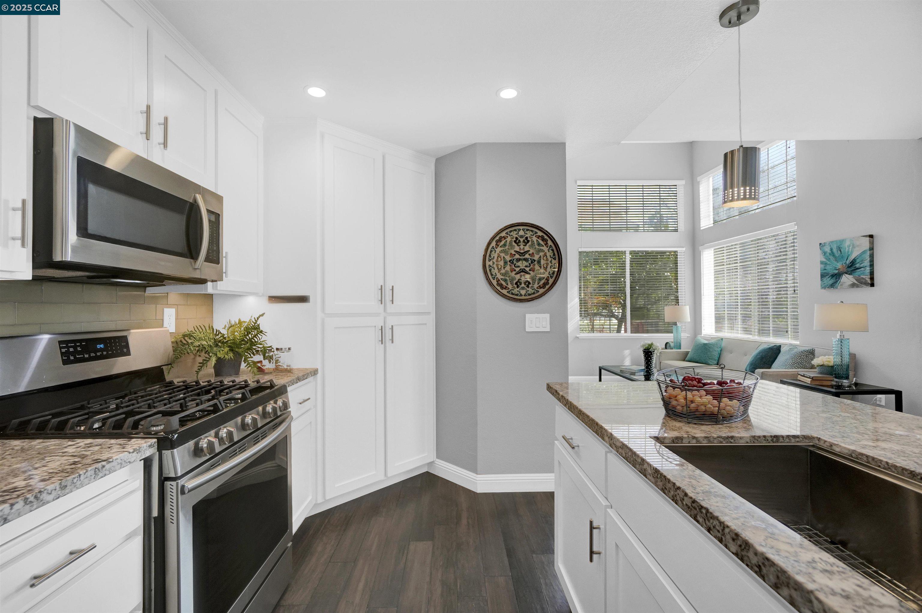 314 Skyline Dr