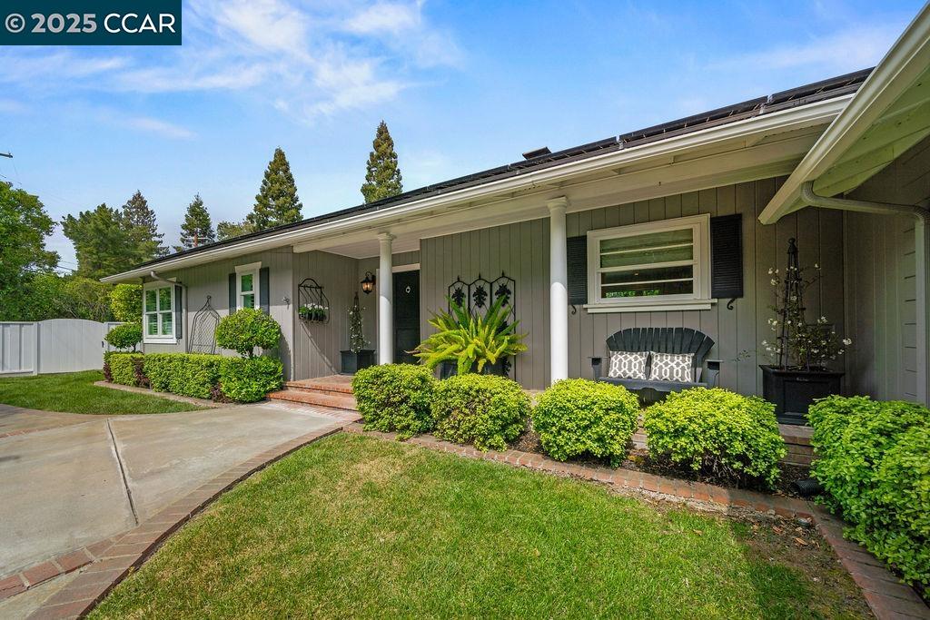 1110 Homestead Ave