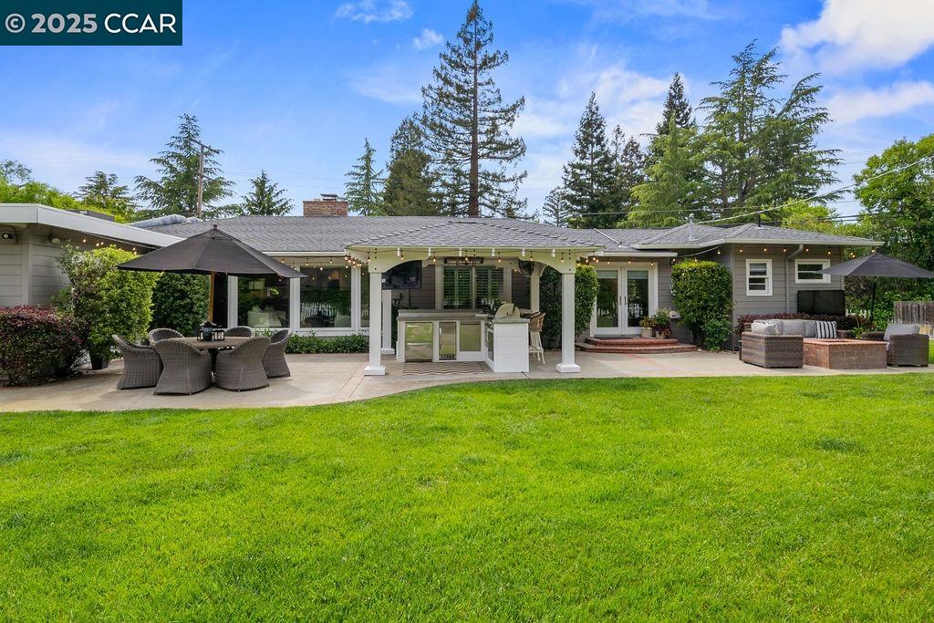 1110 Homestead Ave