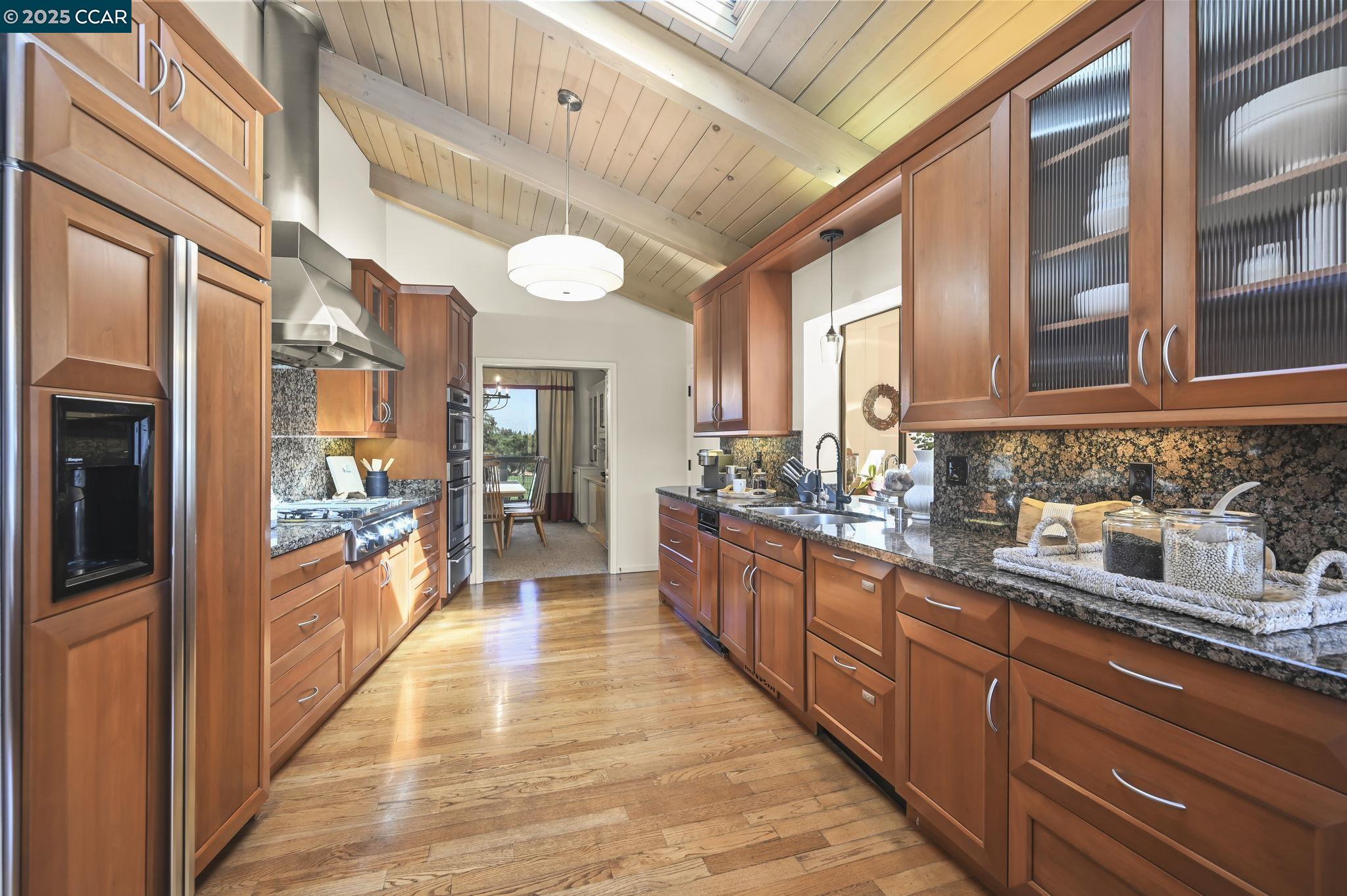 554 Golf Club Road