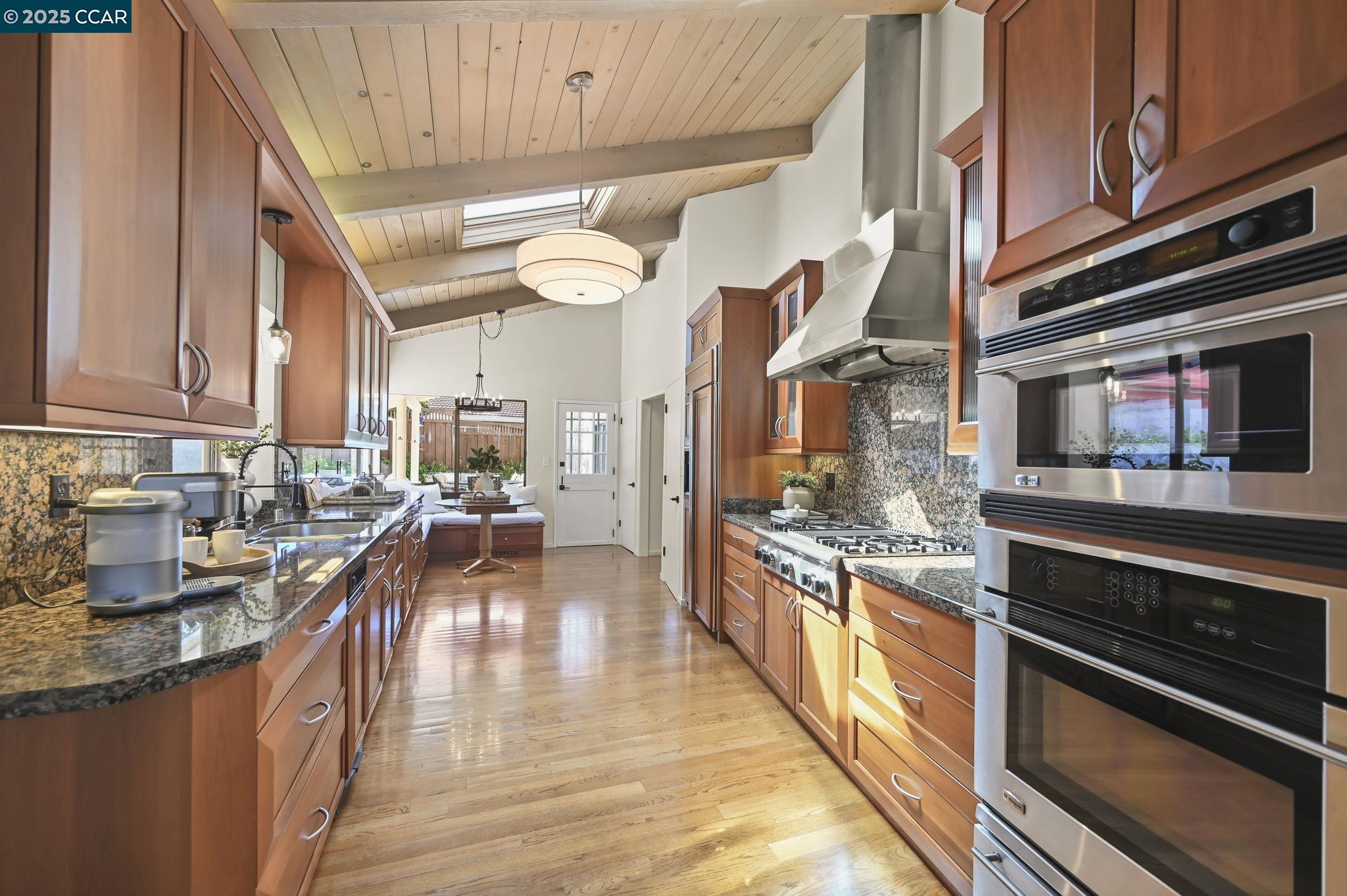554 Golf Club Road