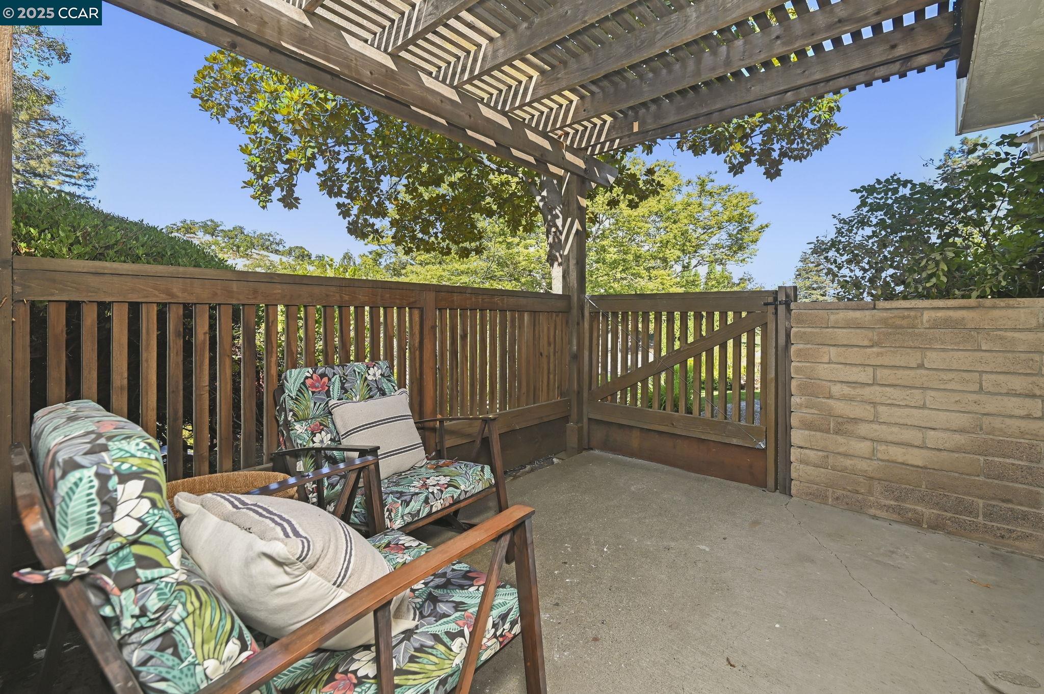 554 Golf Club Road