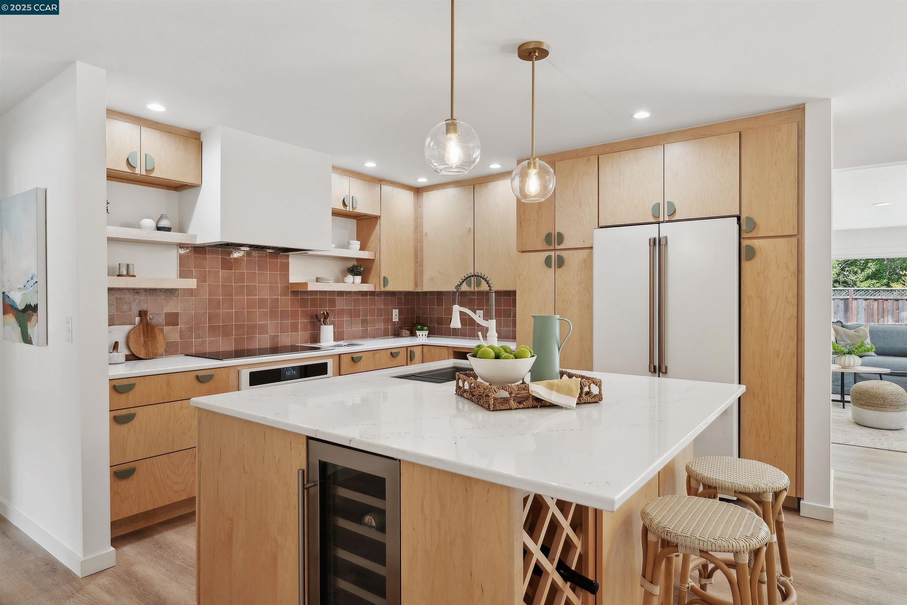 3776 Mosswood Dr
