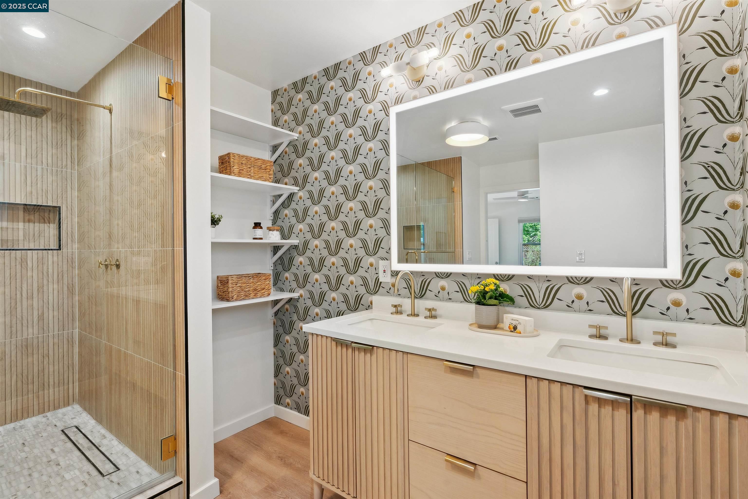 3776 Mosswood Dr