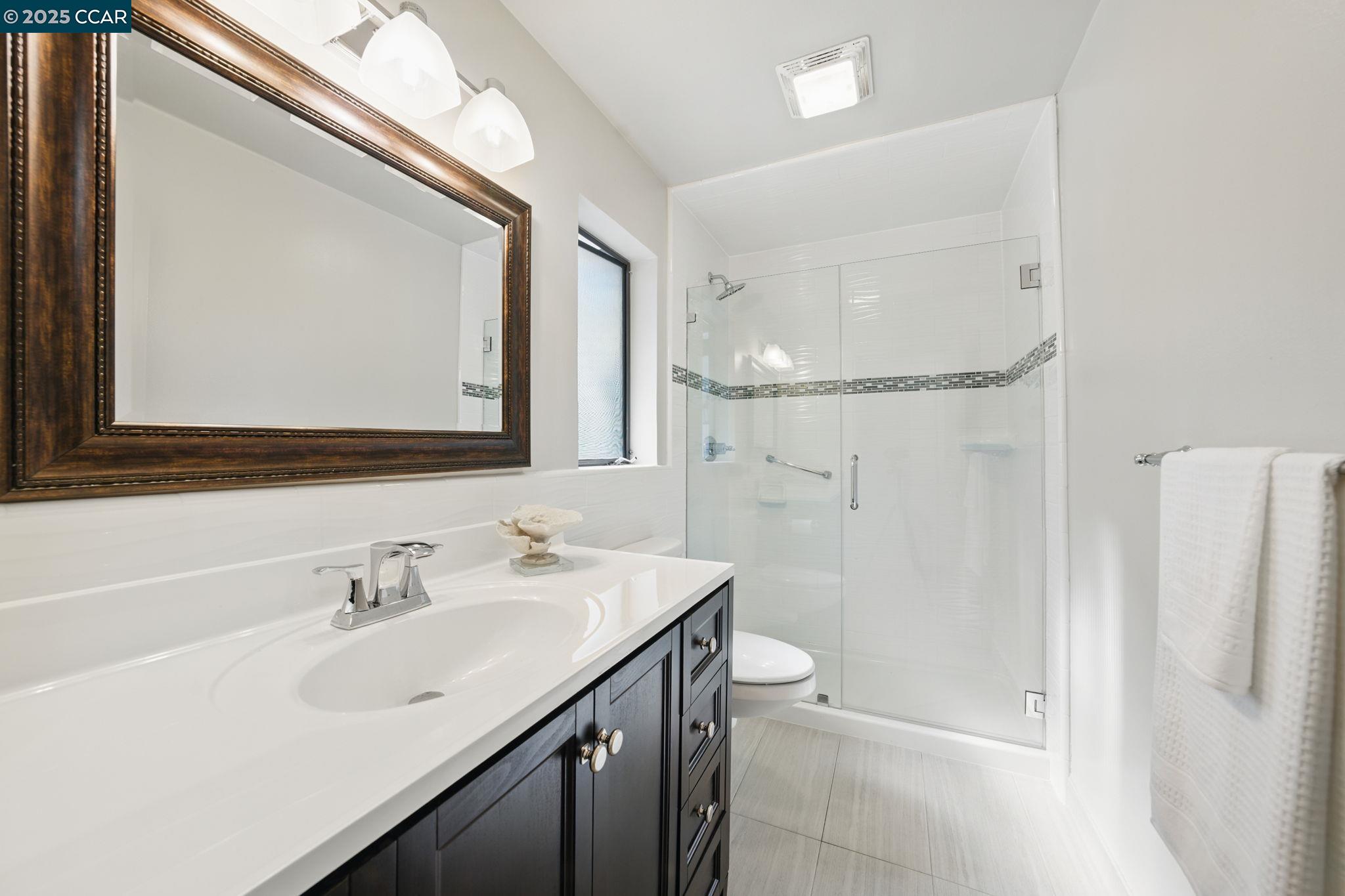 3938 Los Arabis Dr