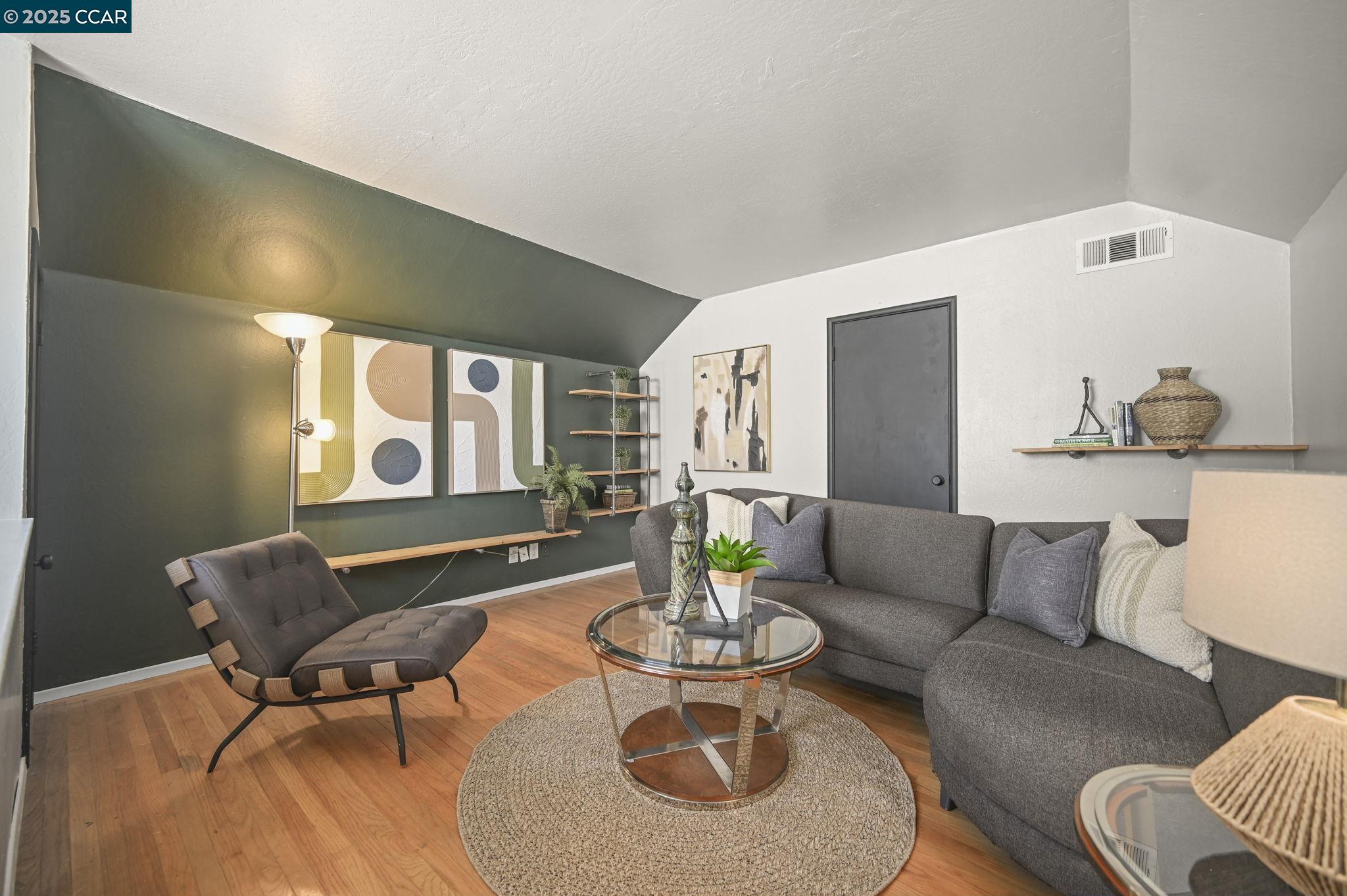 5411 Degnan Dr
