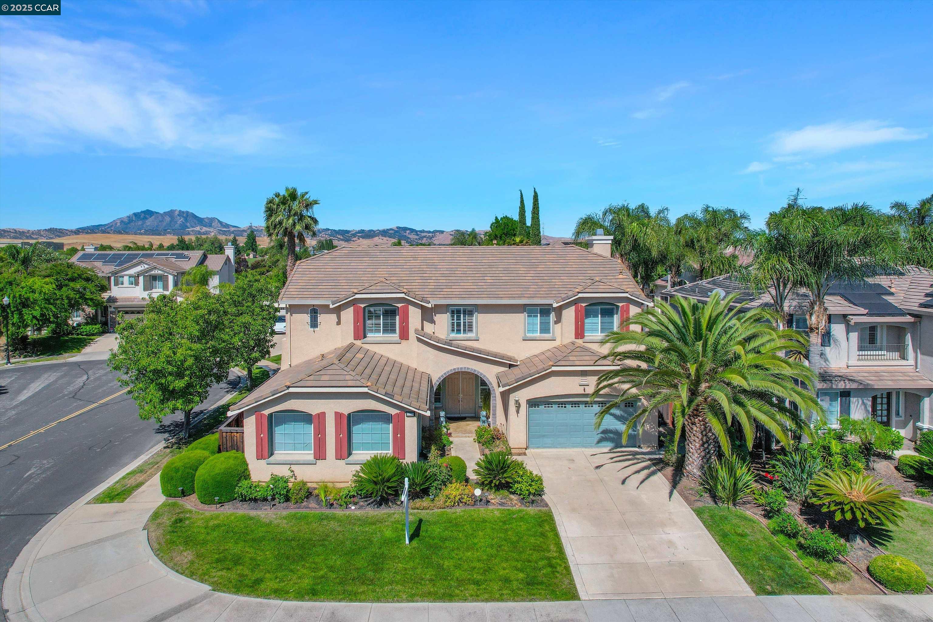 1589 Cornell Dr