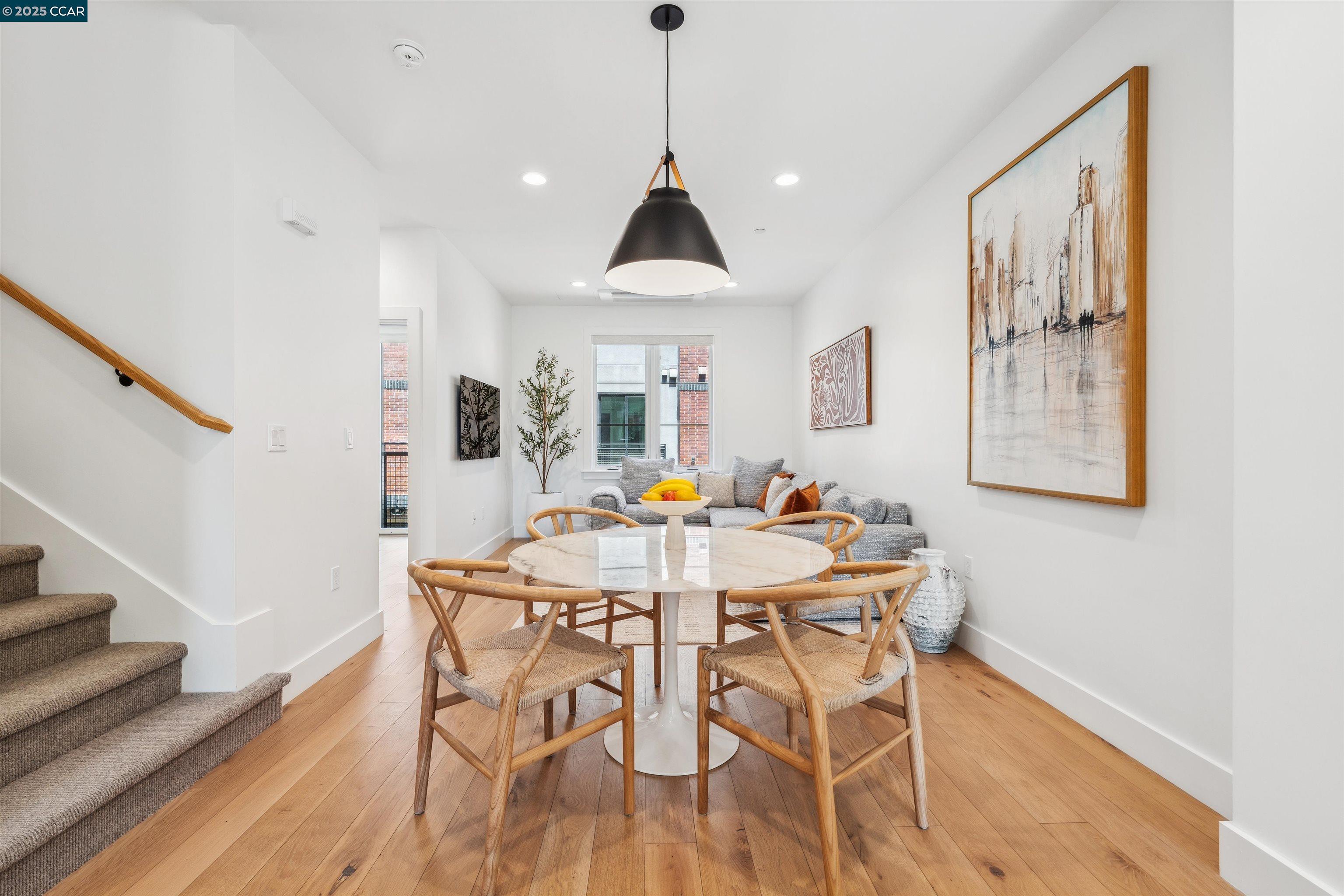 906 Brown Ave