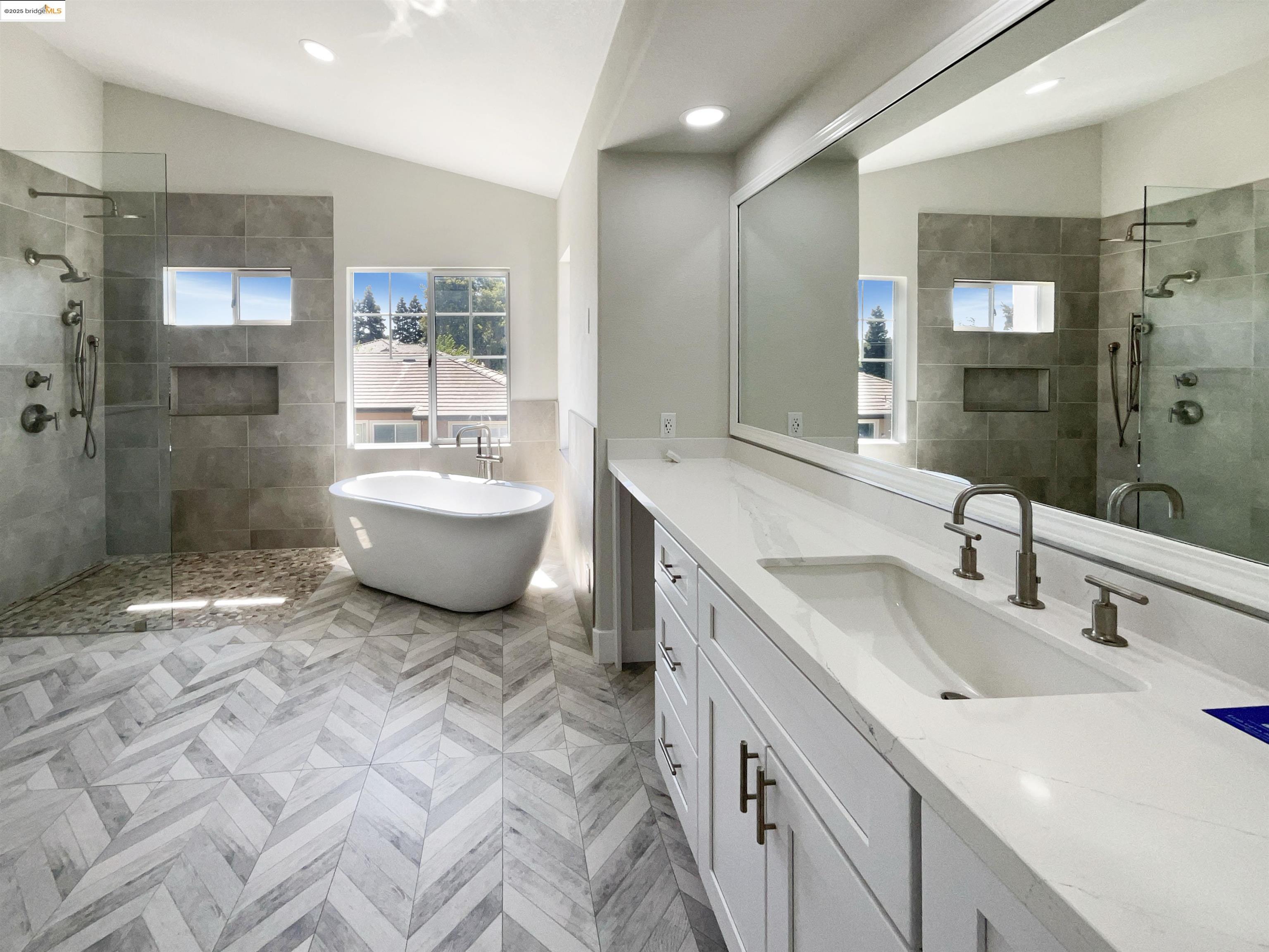 5214 Pavilion Ct
