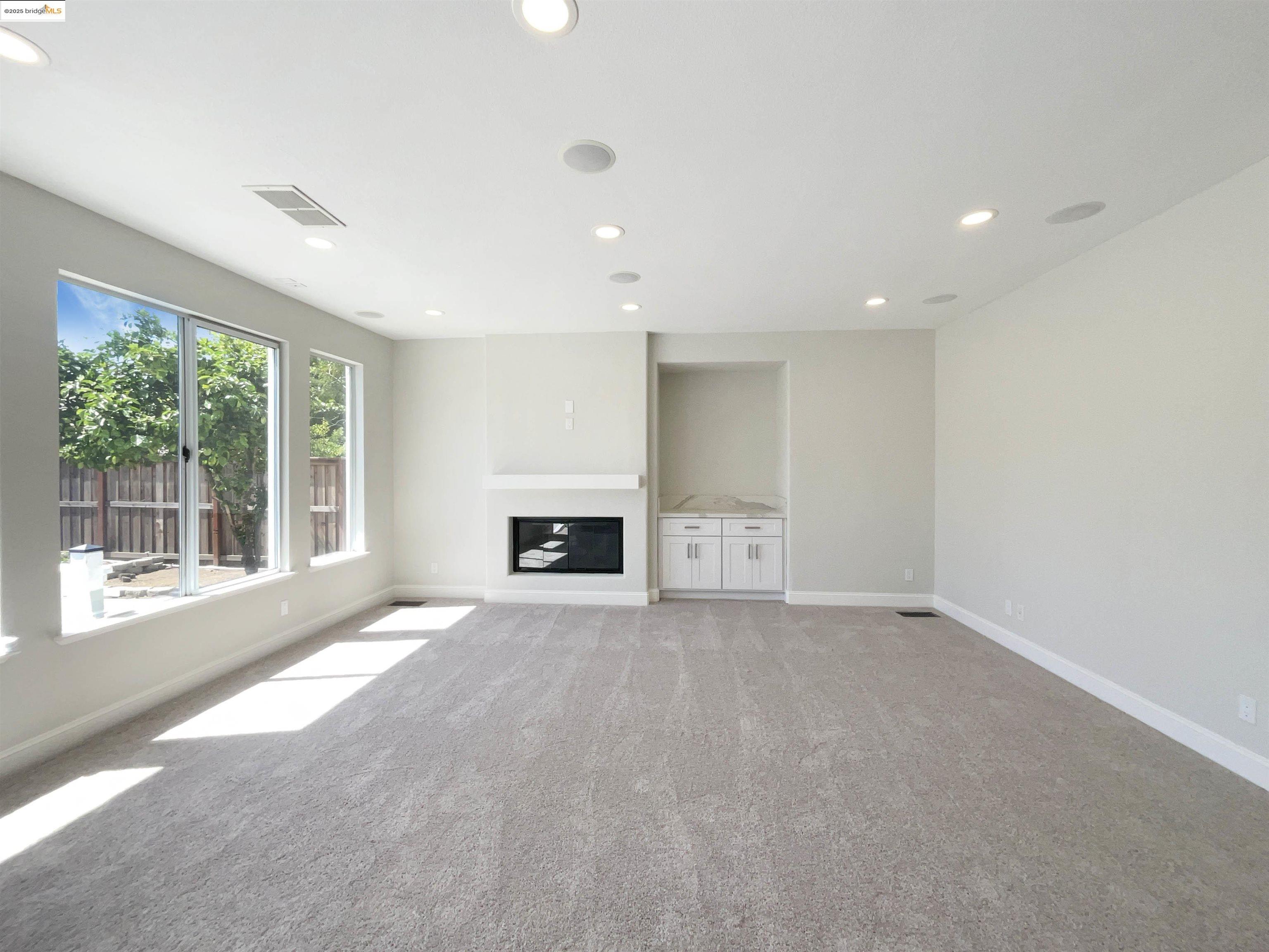5214 Pavilion Ct