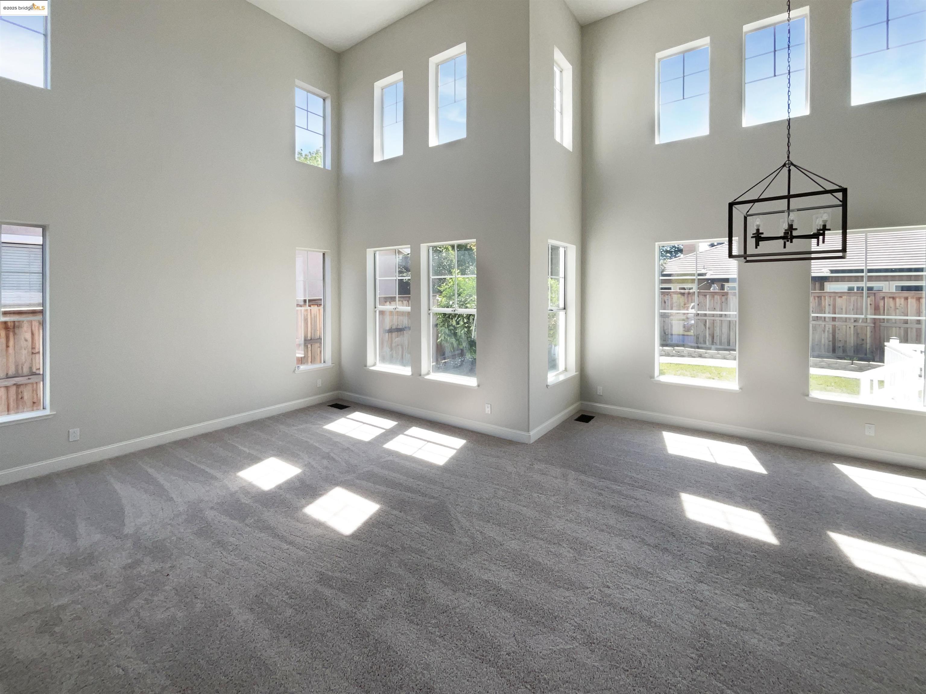 5214 Pavilion Ct