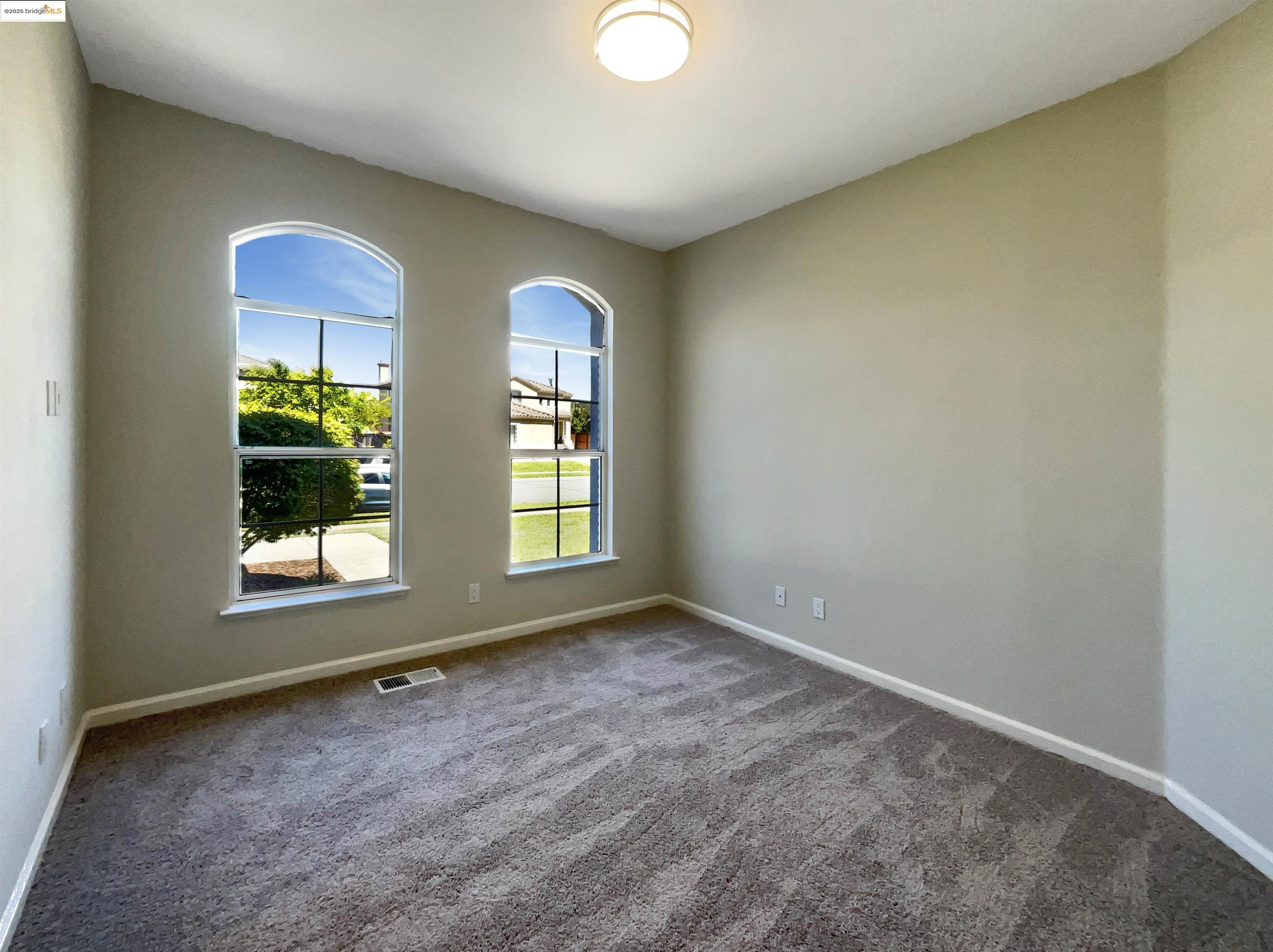 5214 Pavilion Ct