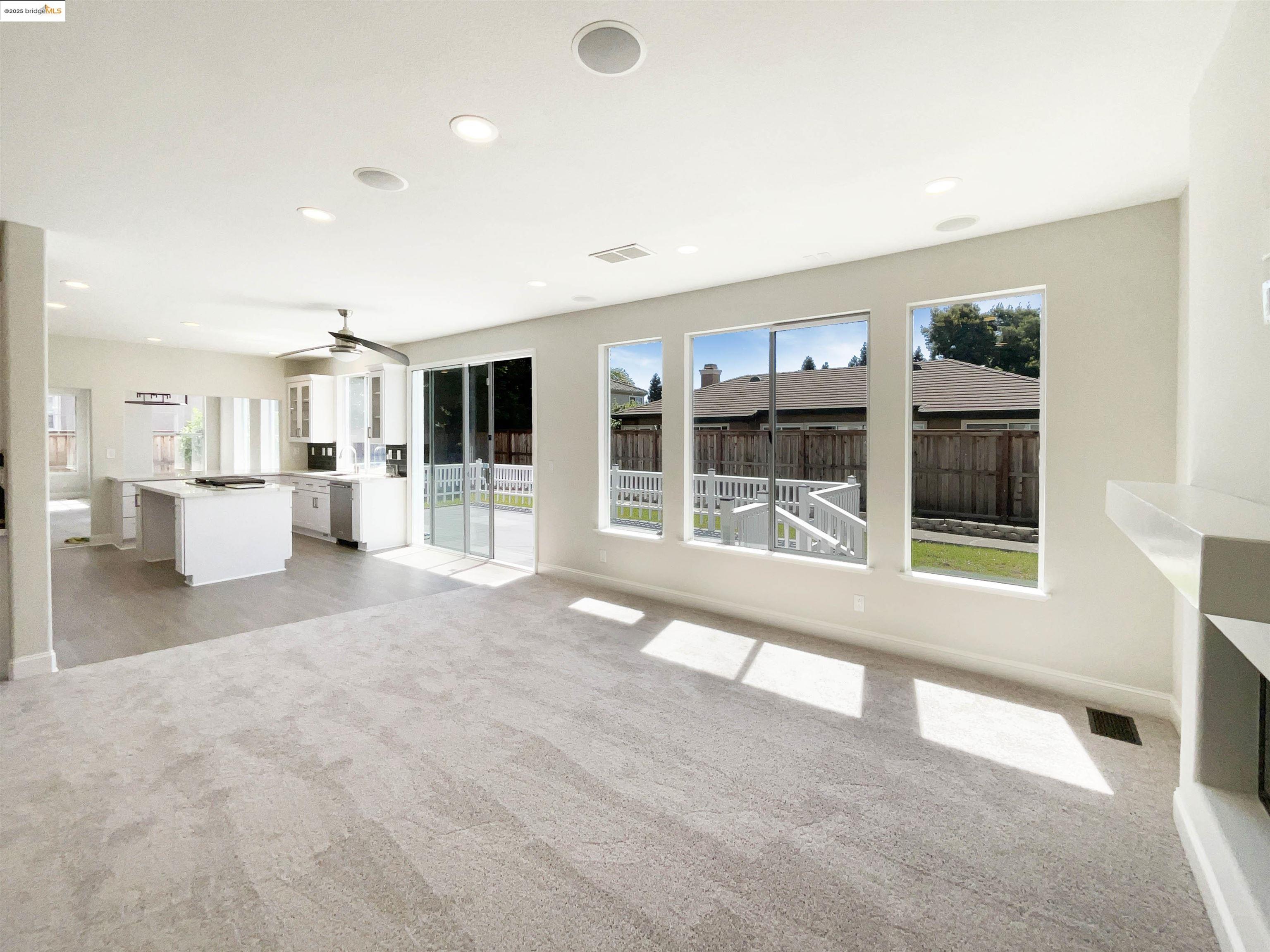 5214 Pavilion Ct