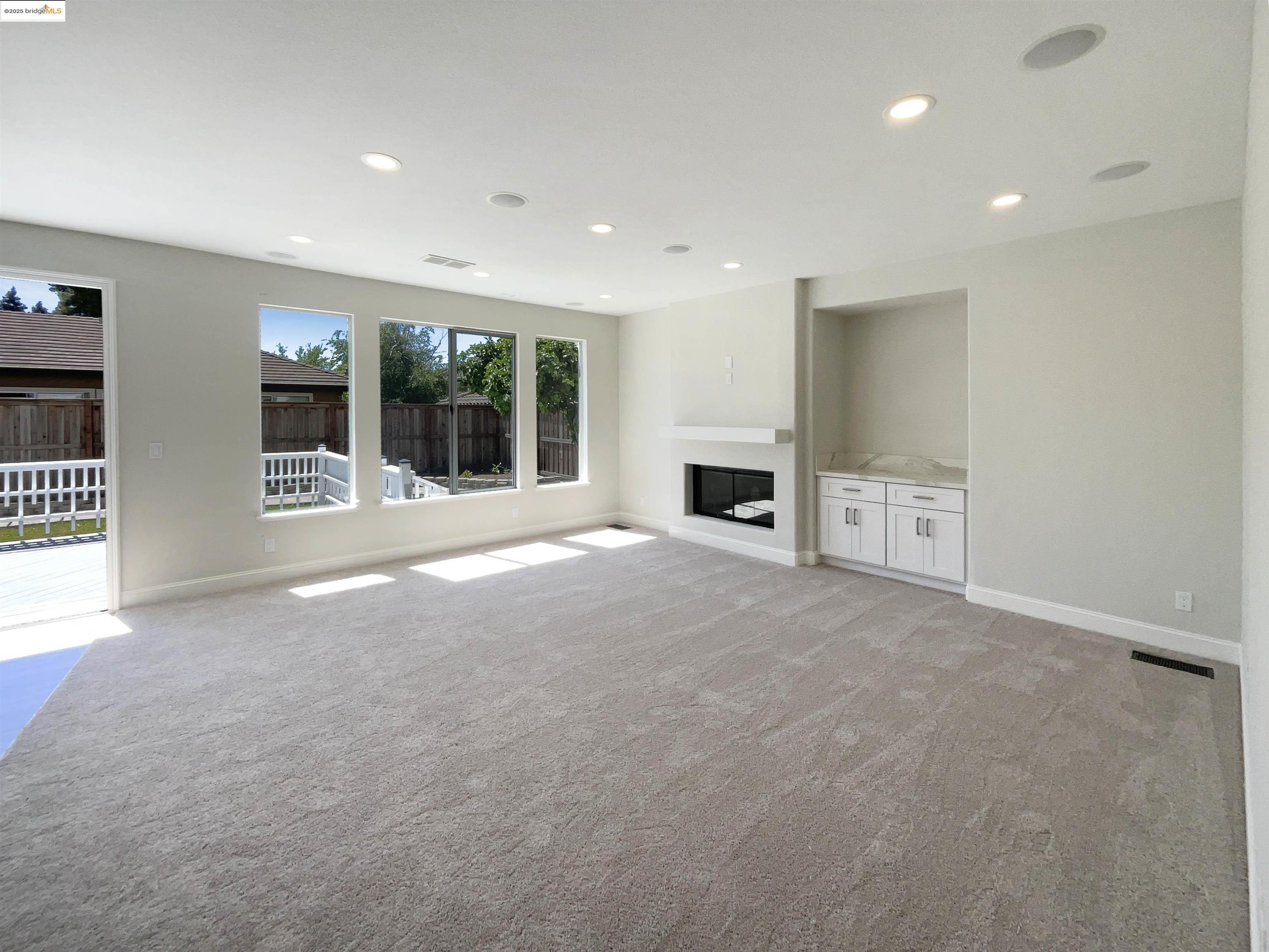 5214 Pavilion Ct