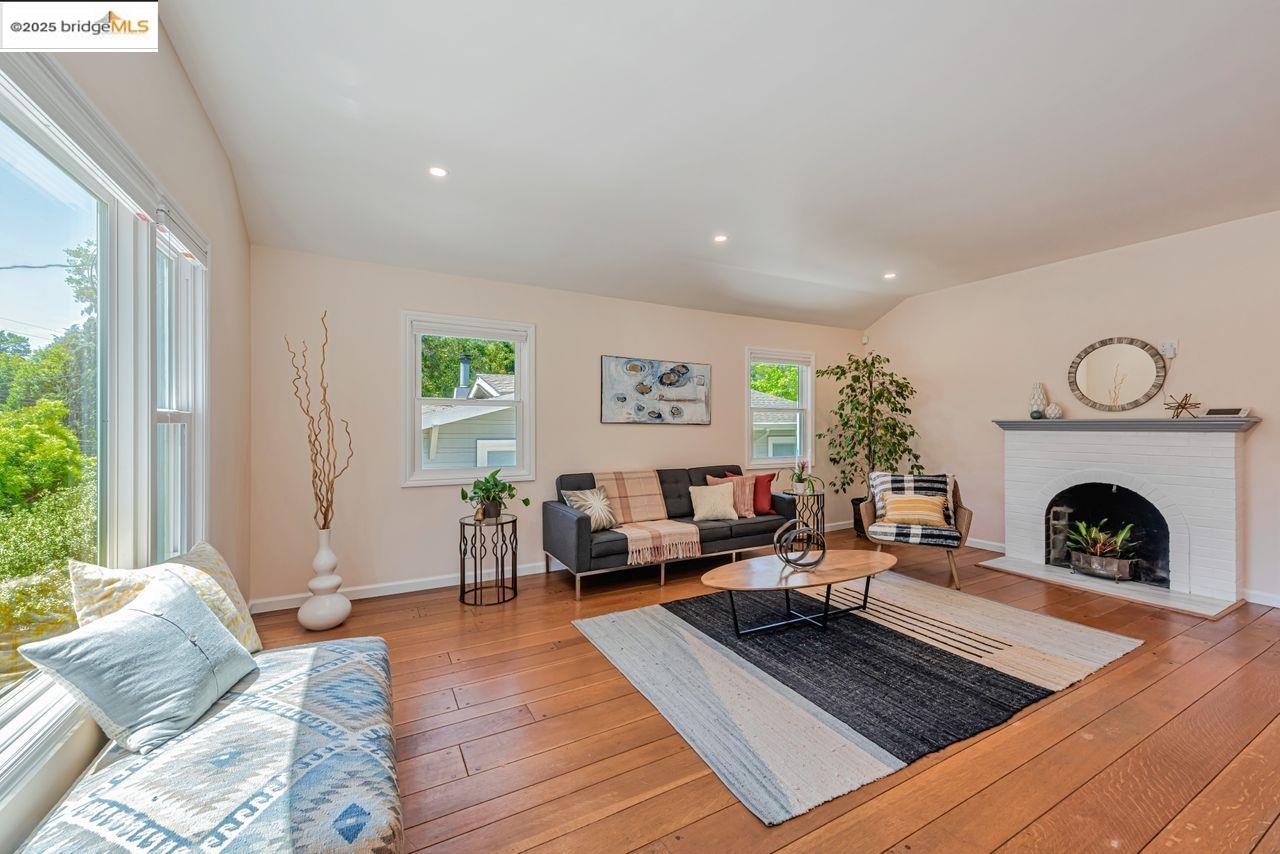 4373 Rettig Ave.