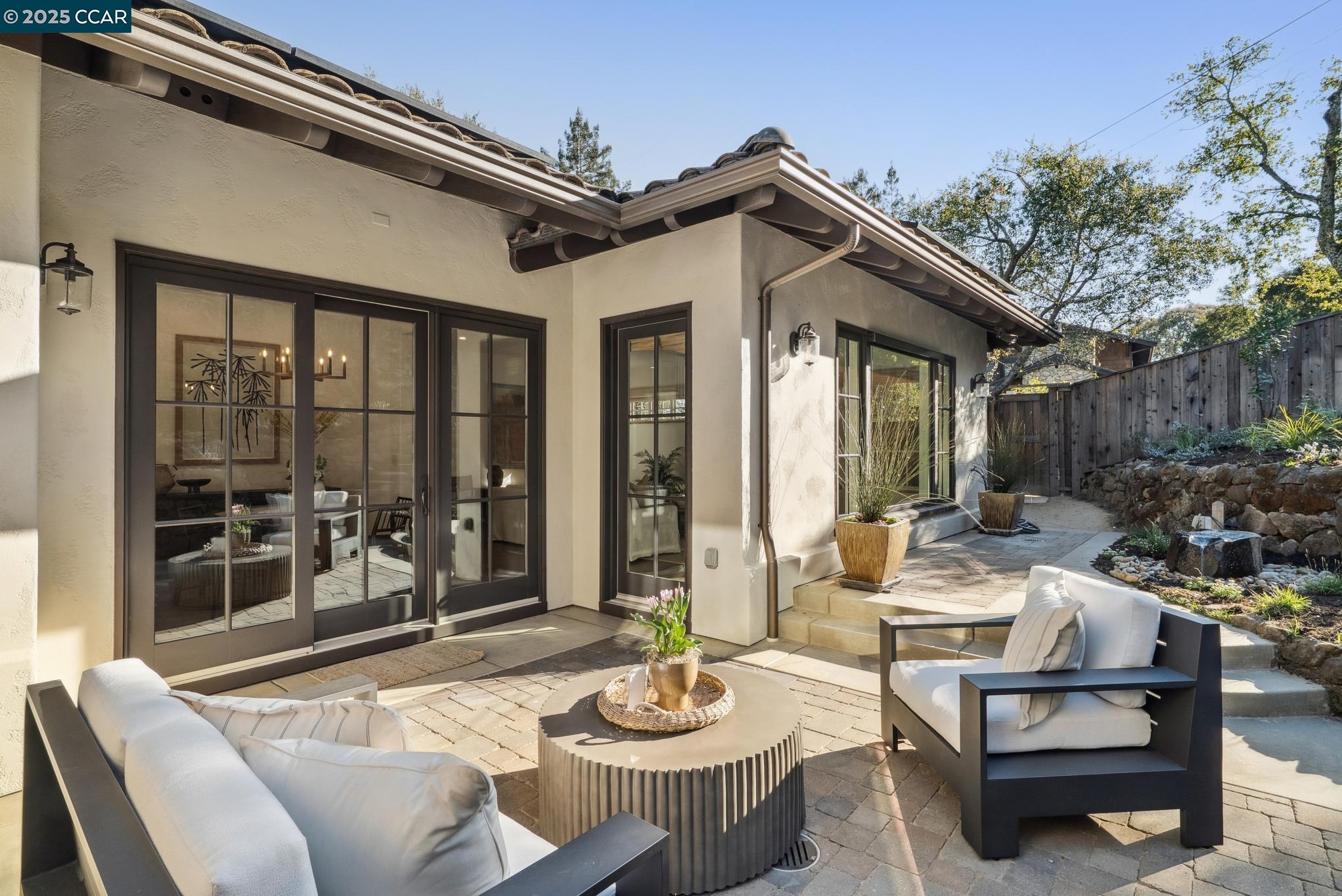 1121 RAHARA DRIVE