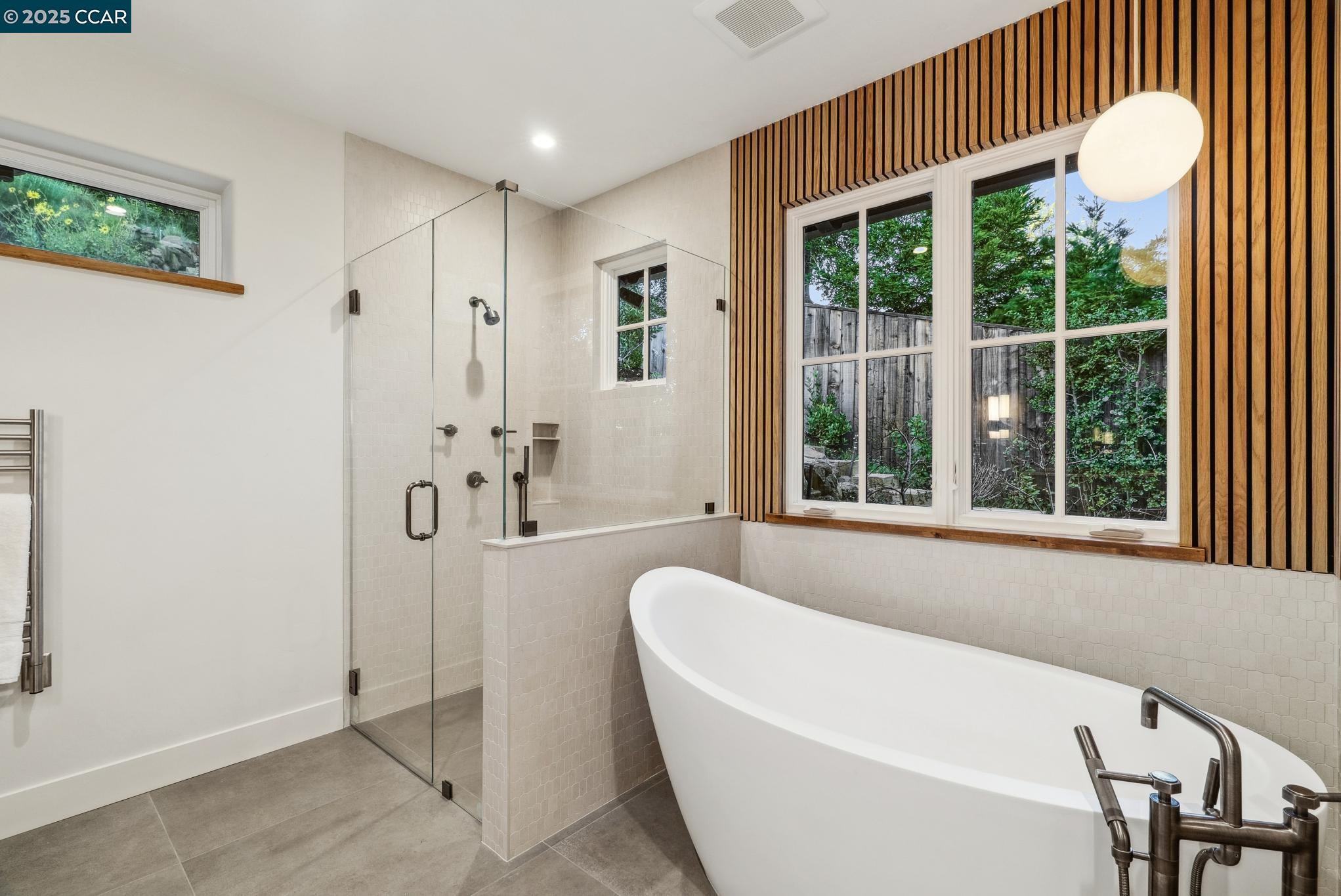 1121 RAHARA DRIVE