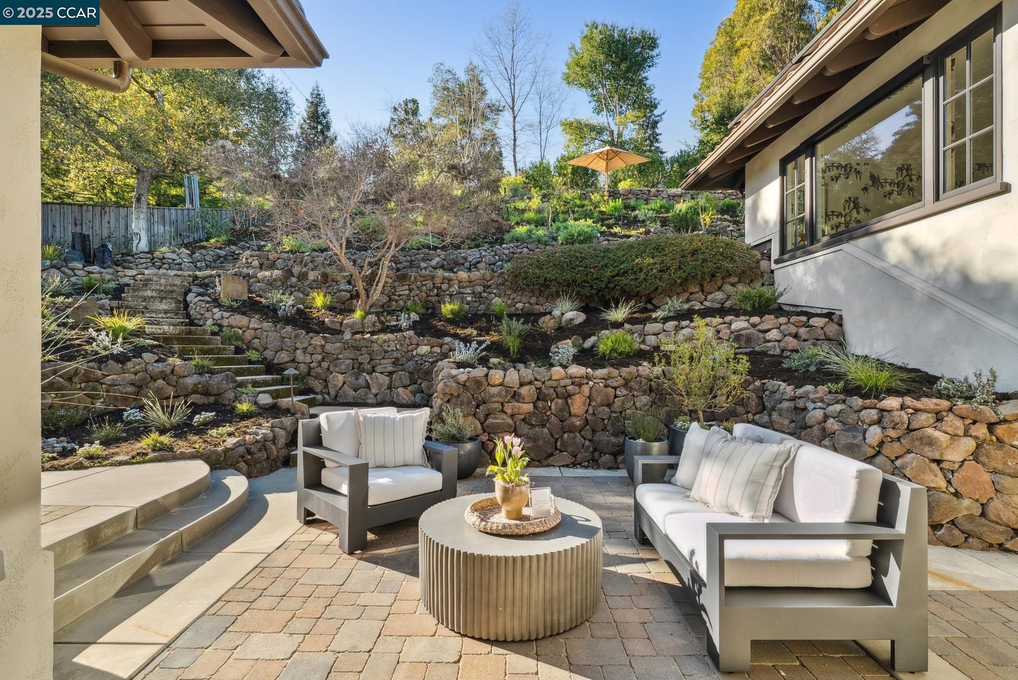 1121 RAHARA DRIVE