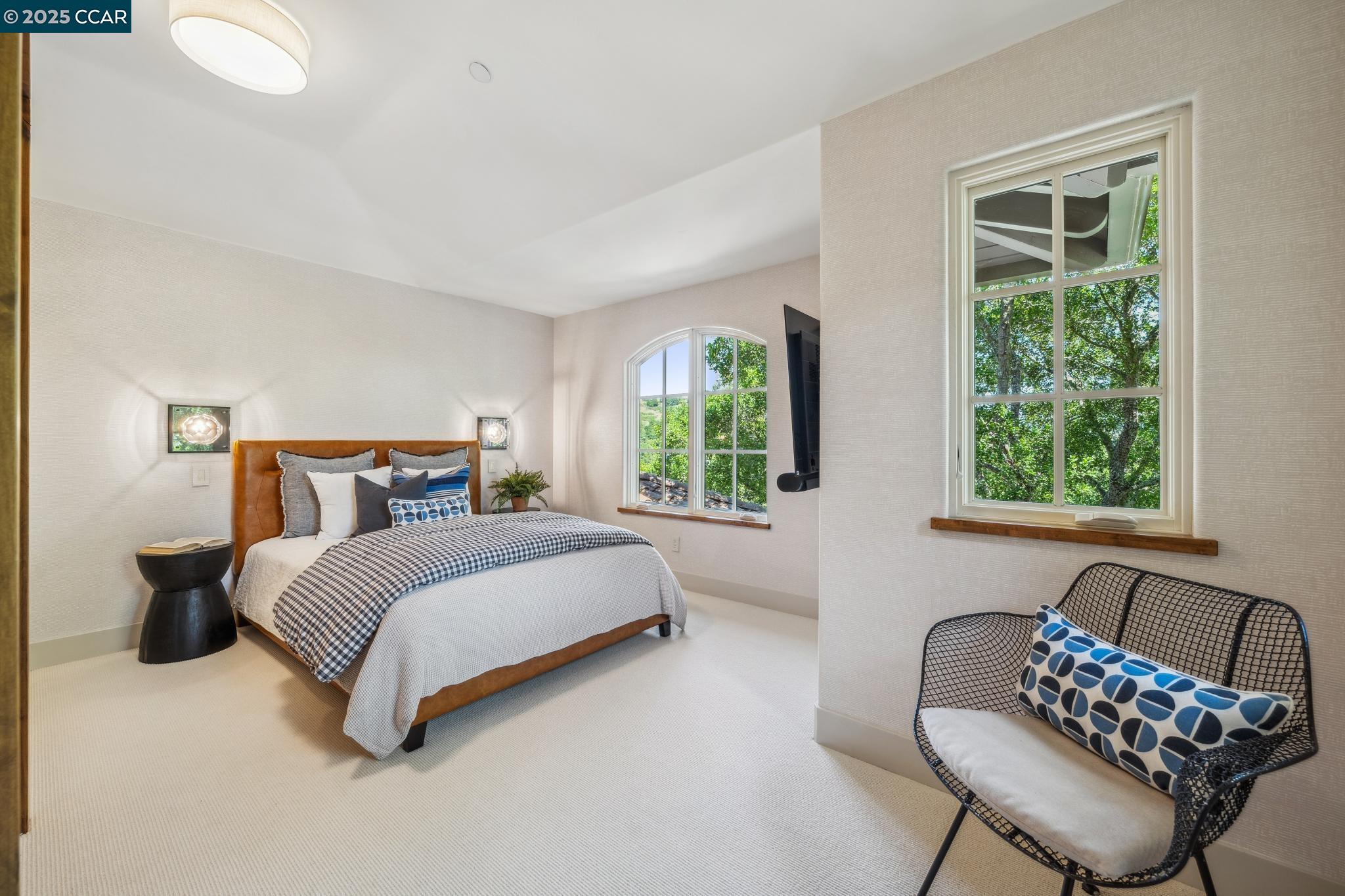 1121 RAHARA DRIVE