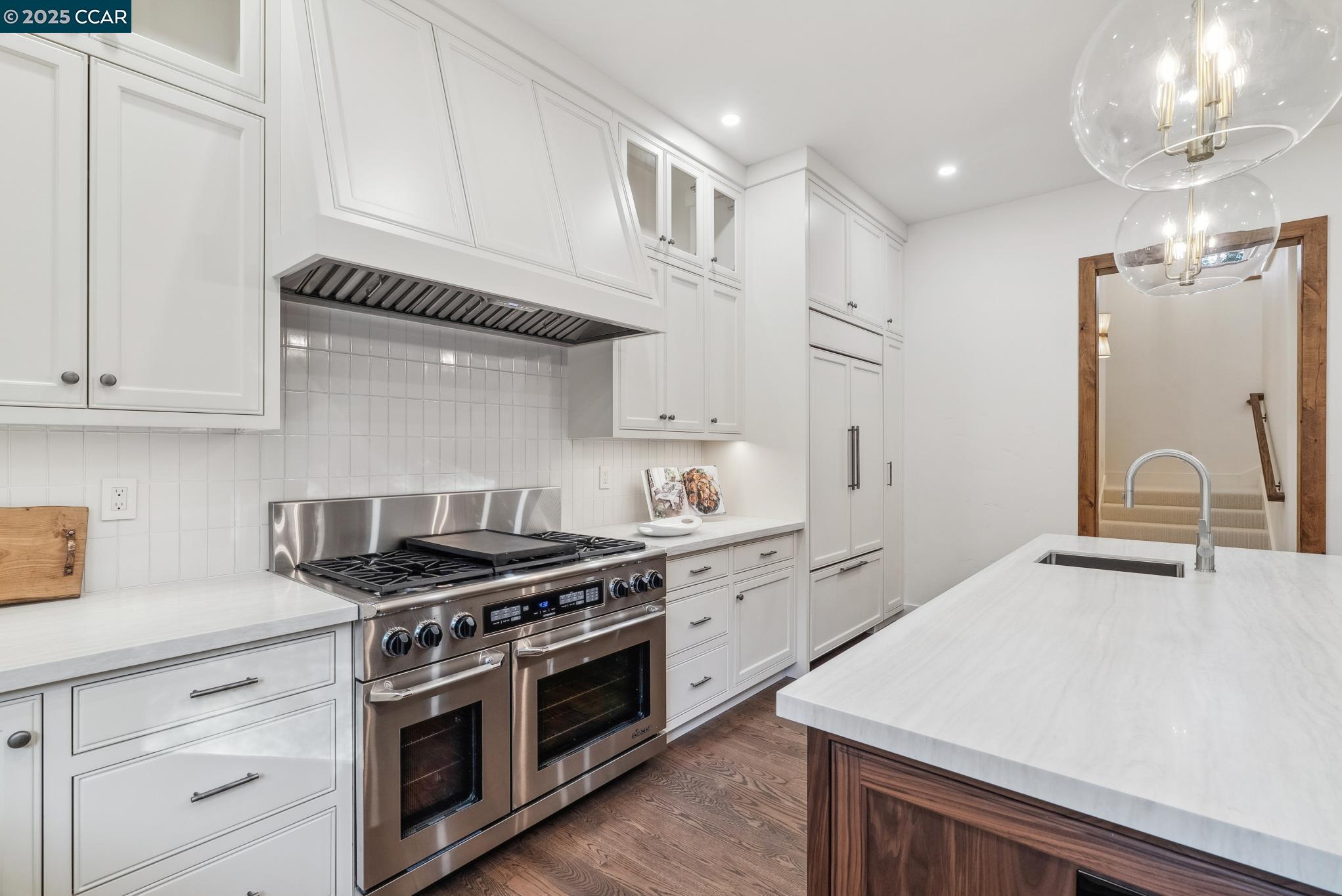 1121 RAHARA DRIVE