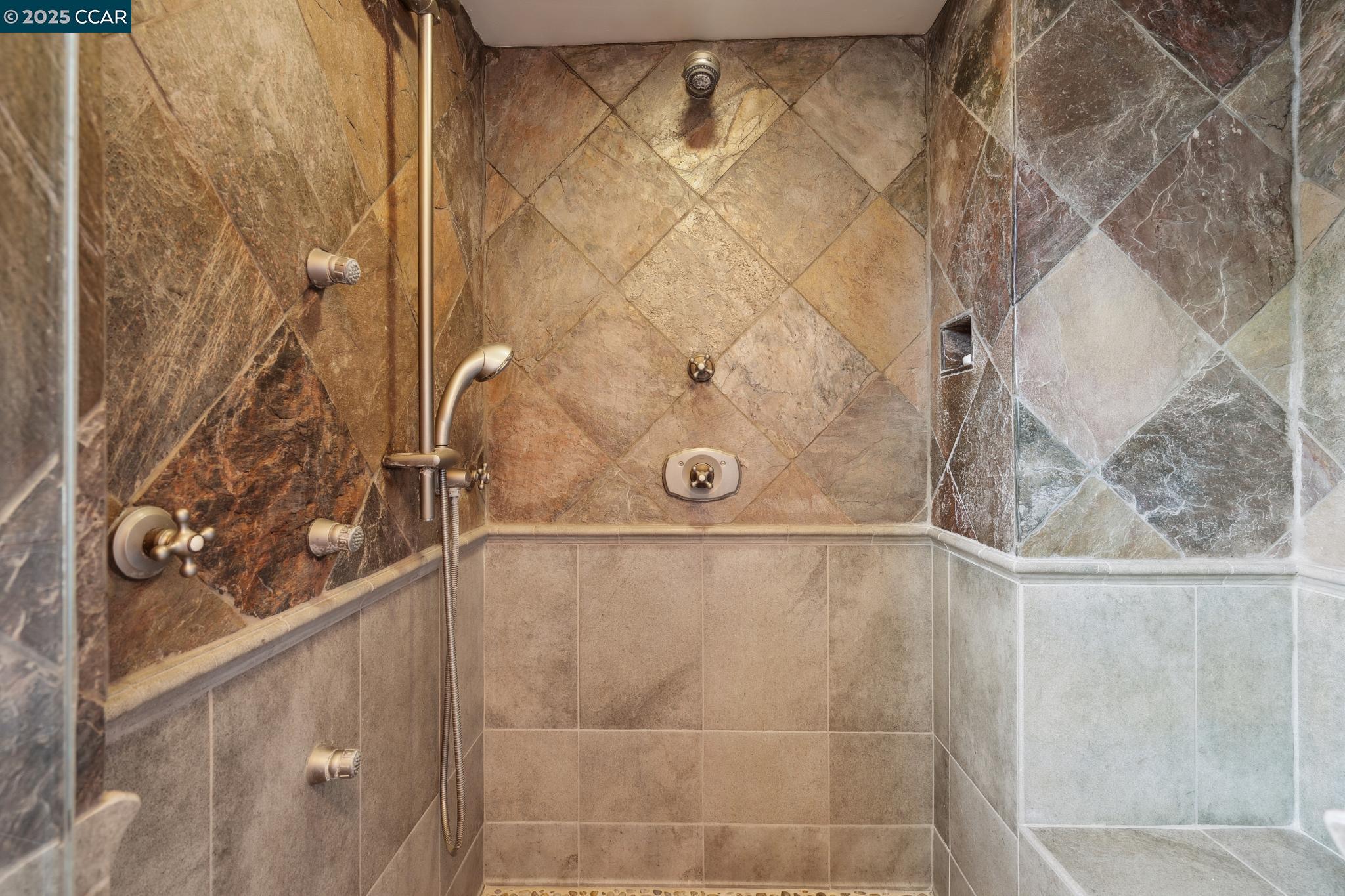 515 Sitka Ct