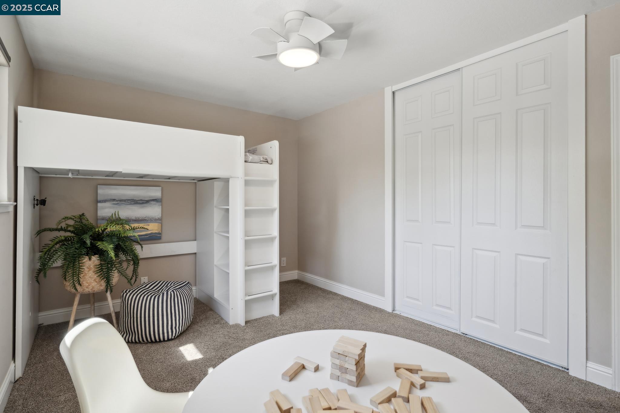 515 Sitka Ct