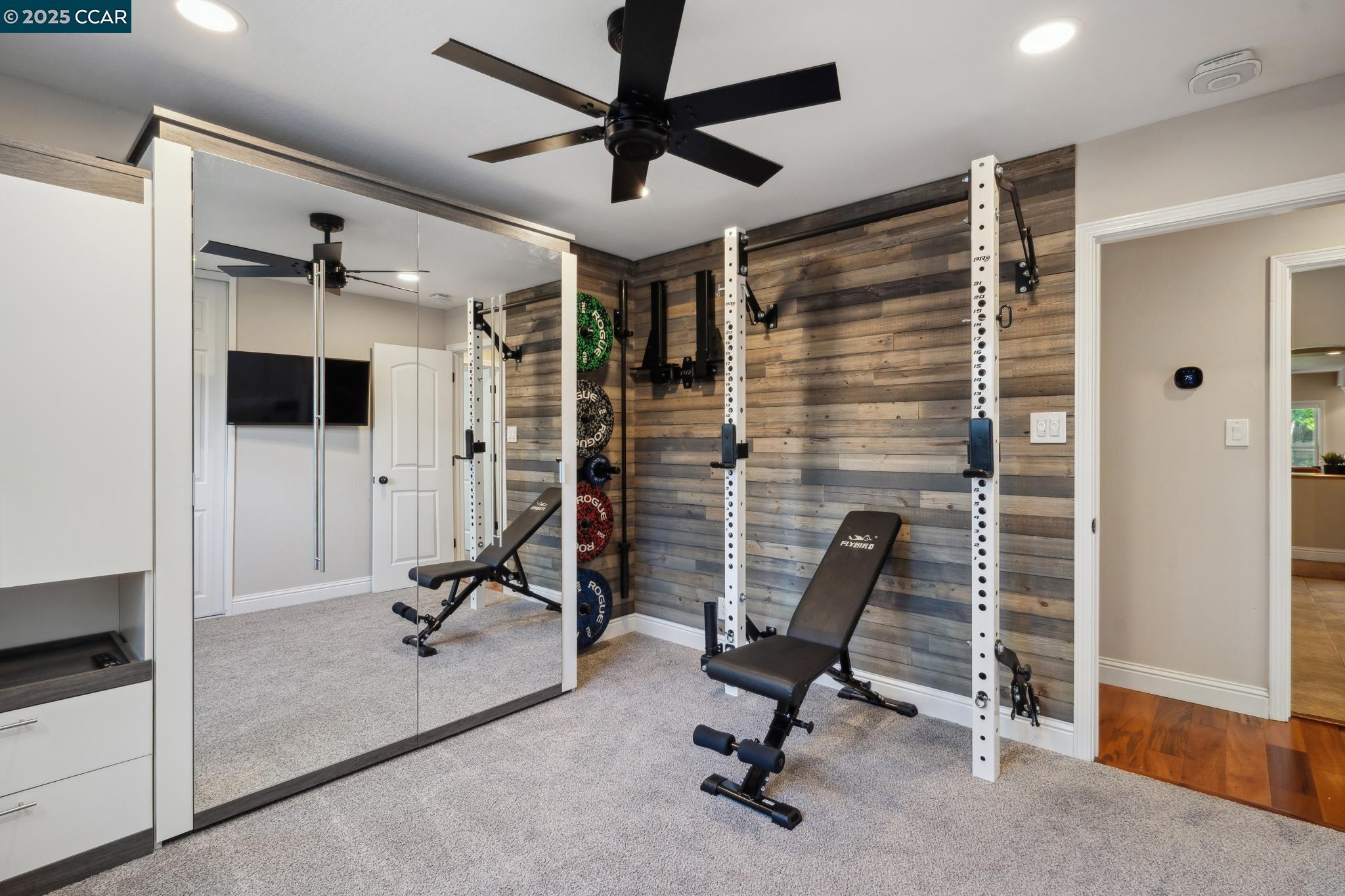 515 Sitka Ct