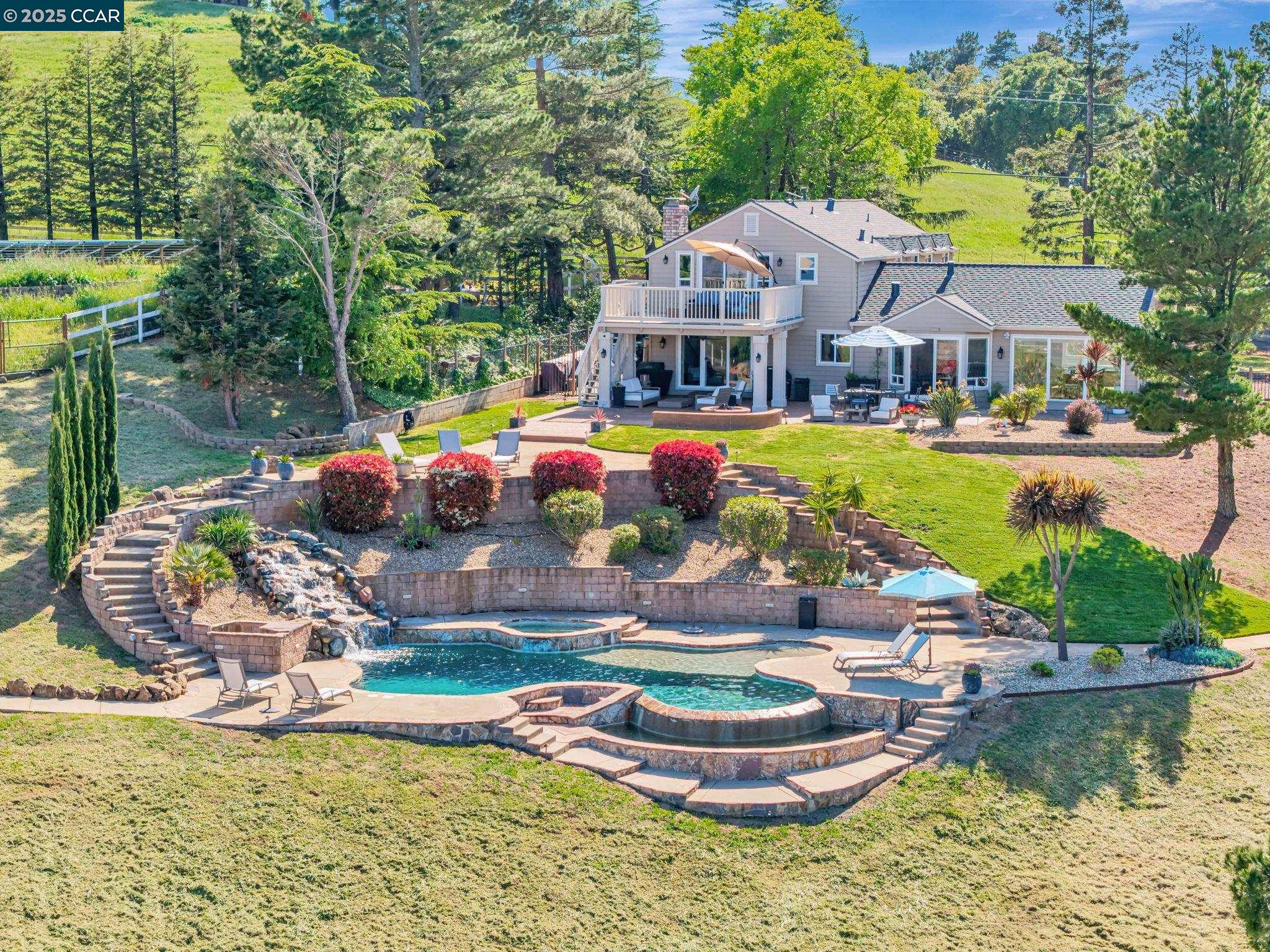 10555 Morgan Territory