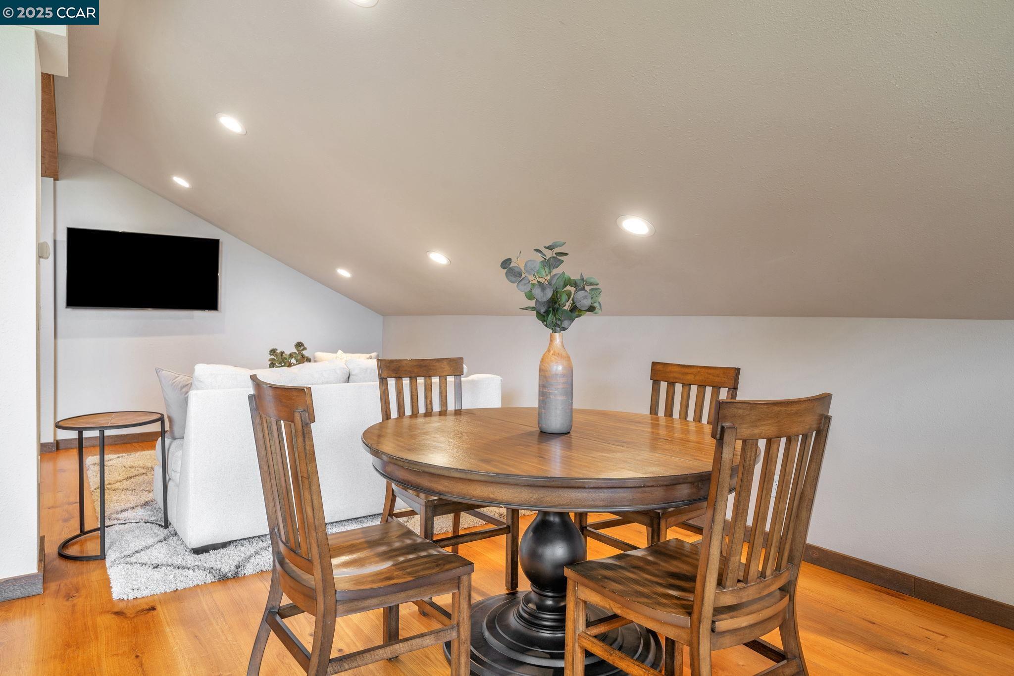 10555 Morgan Territory