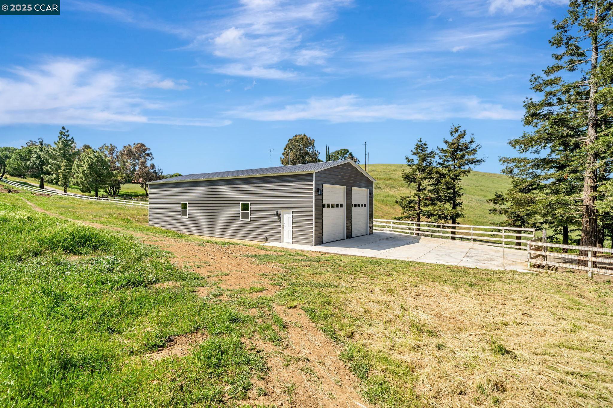 10555 Morgan Territory