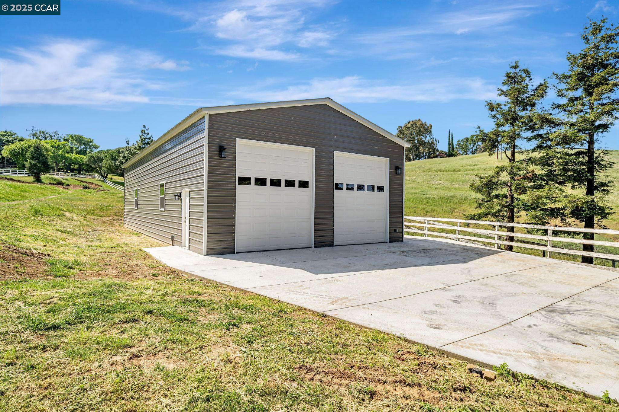 10555 Morgan Territory