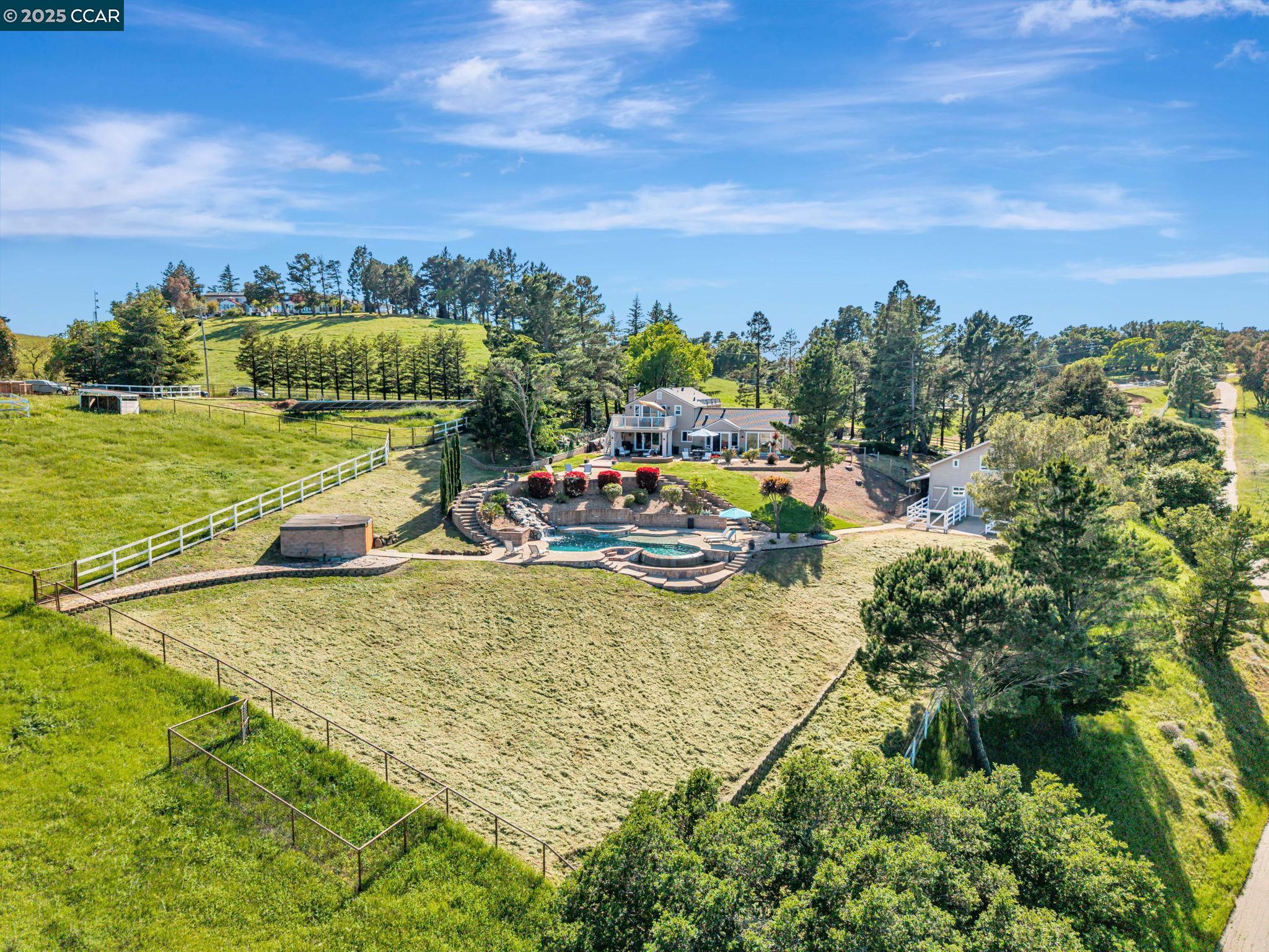 10555 Morgan Territory