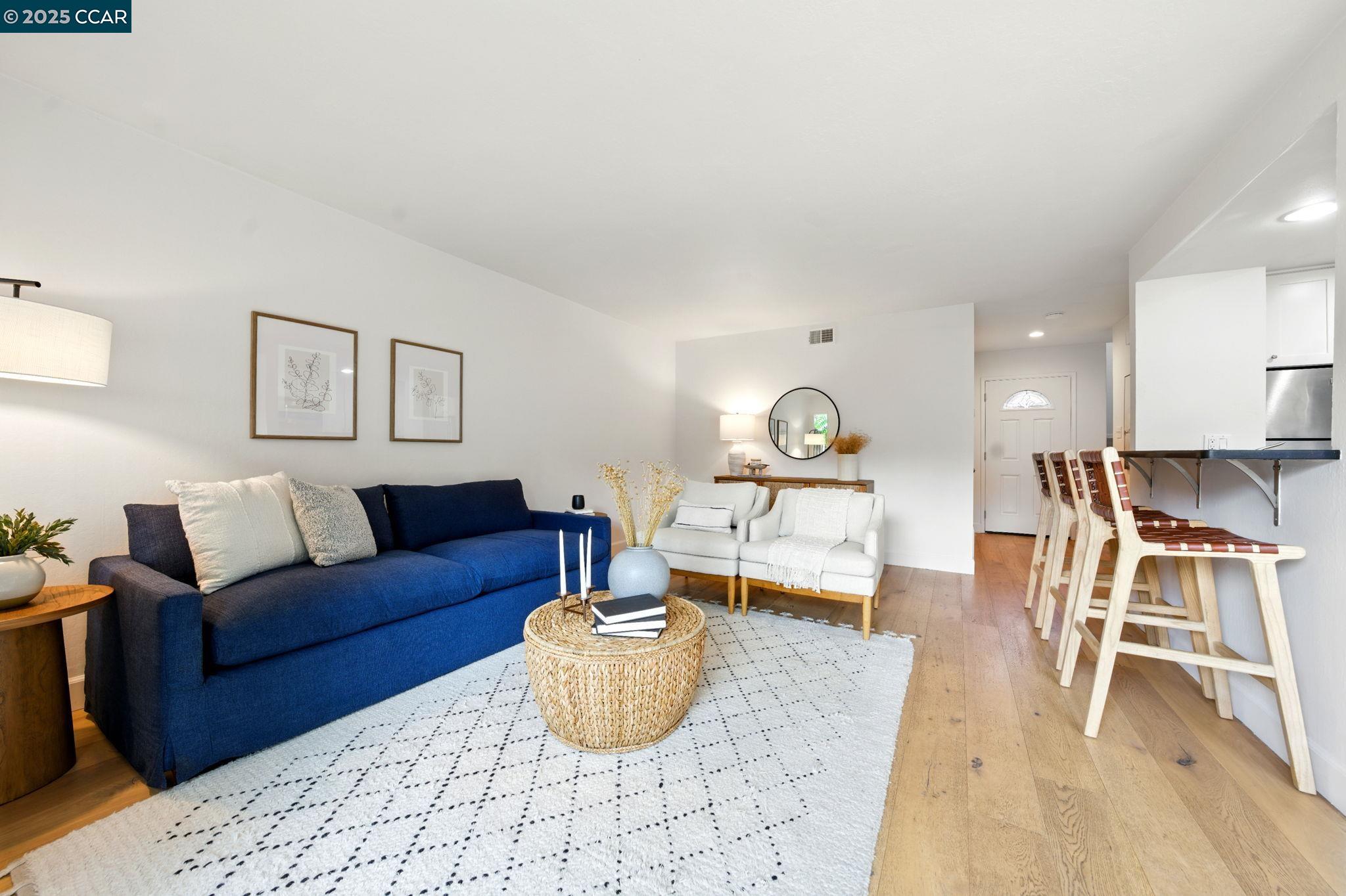 242 Ashley Cir
