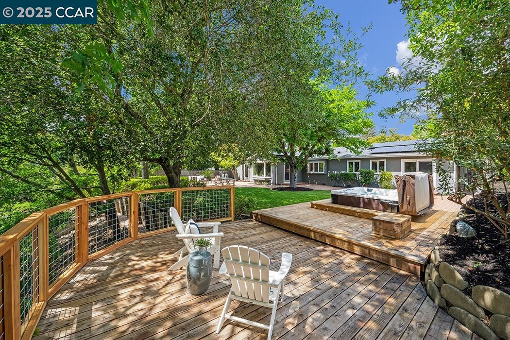 3159 Lucas Dr