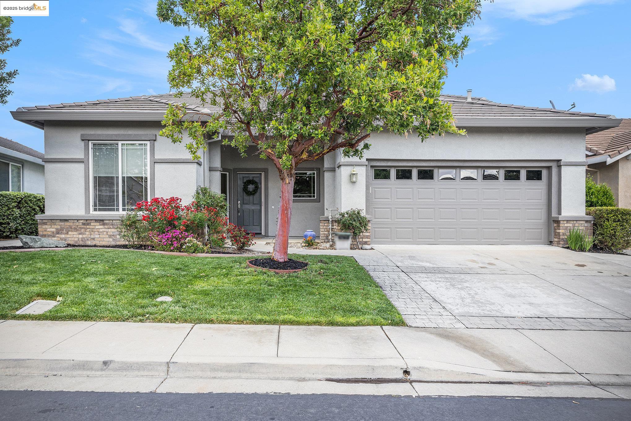 1012 Centennial Drive