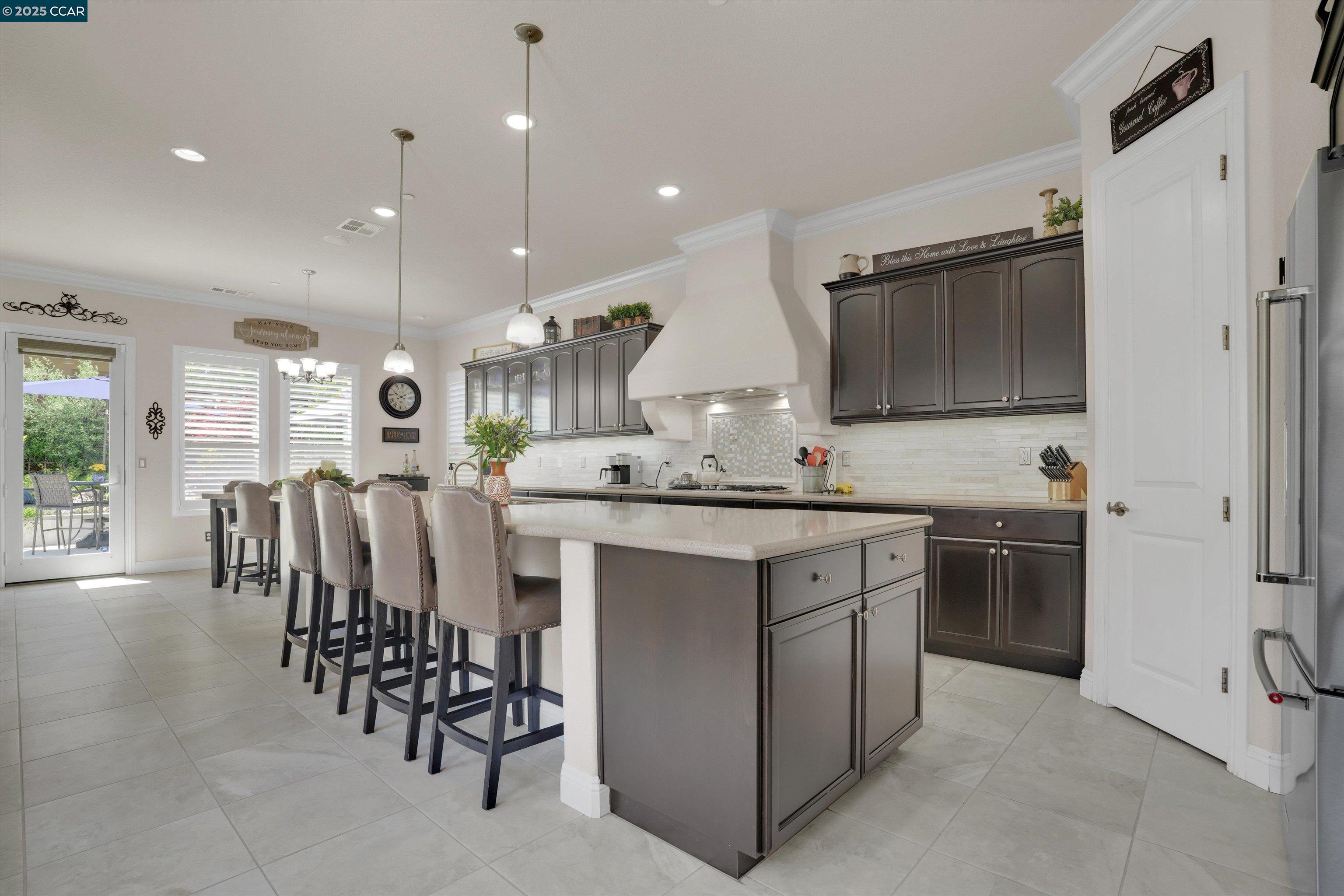 1532 Symphony Cir