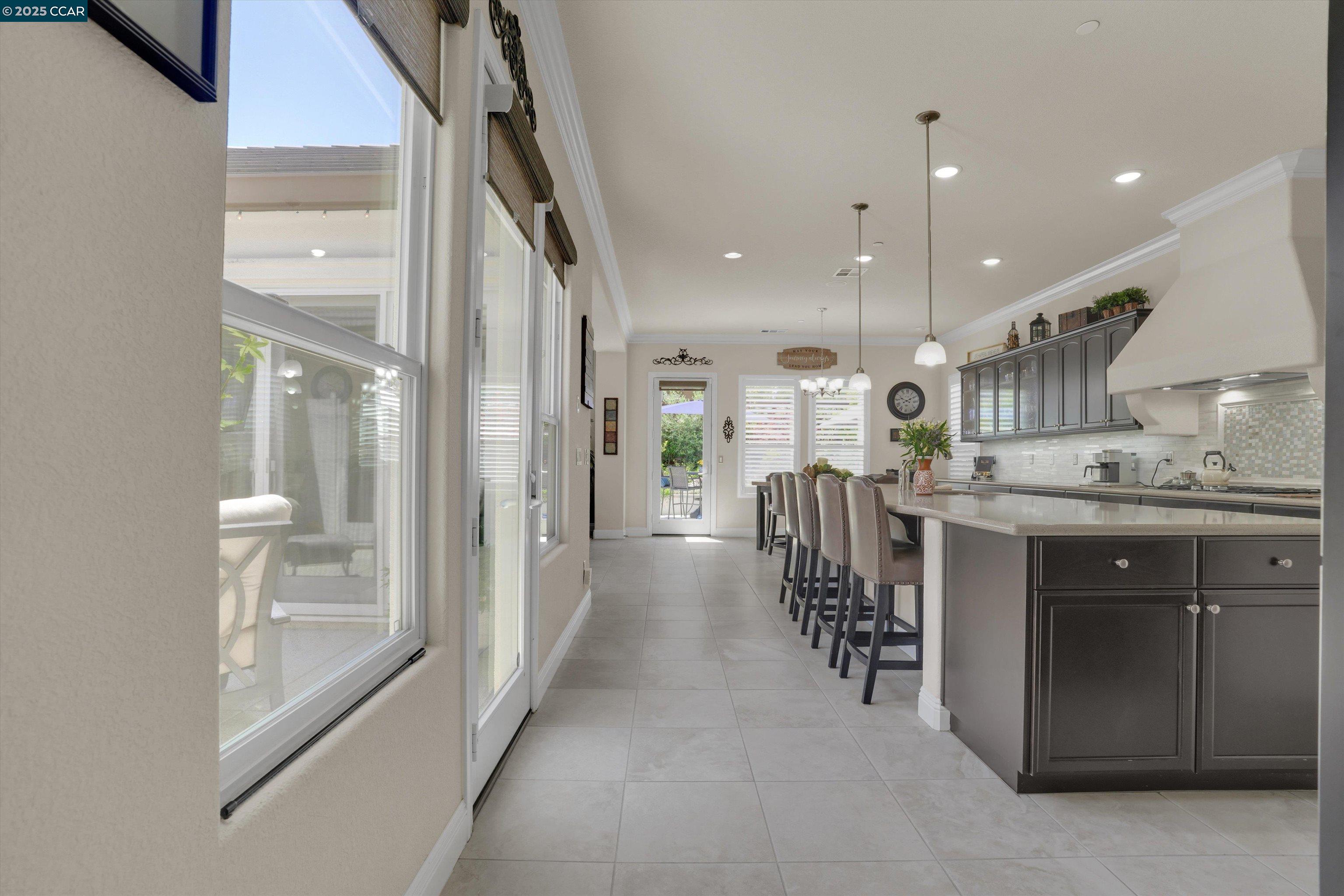 1532 Symphony Cir