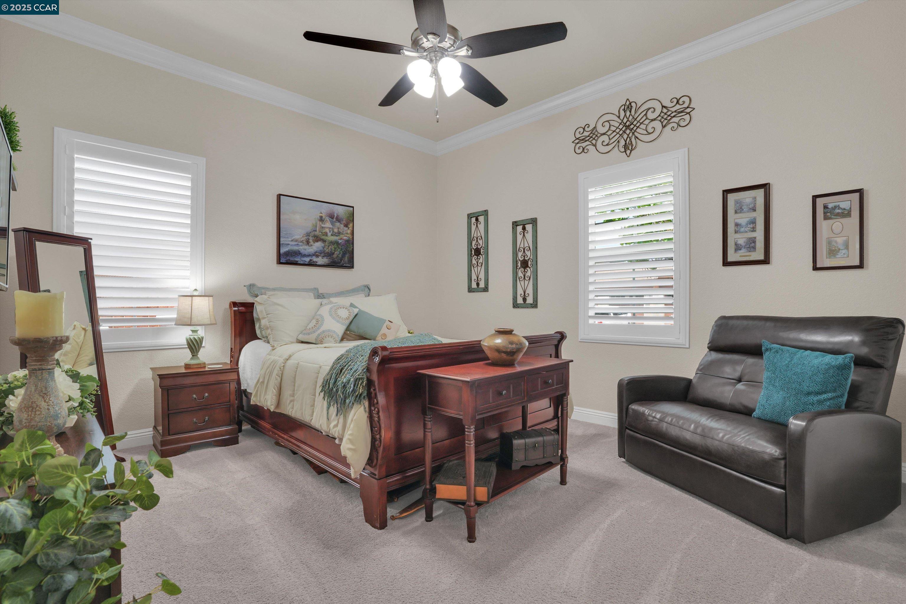 1532 Symphony Cir