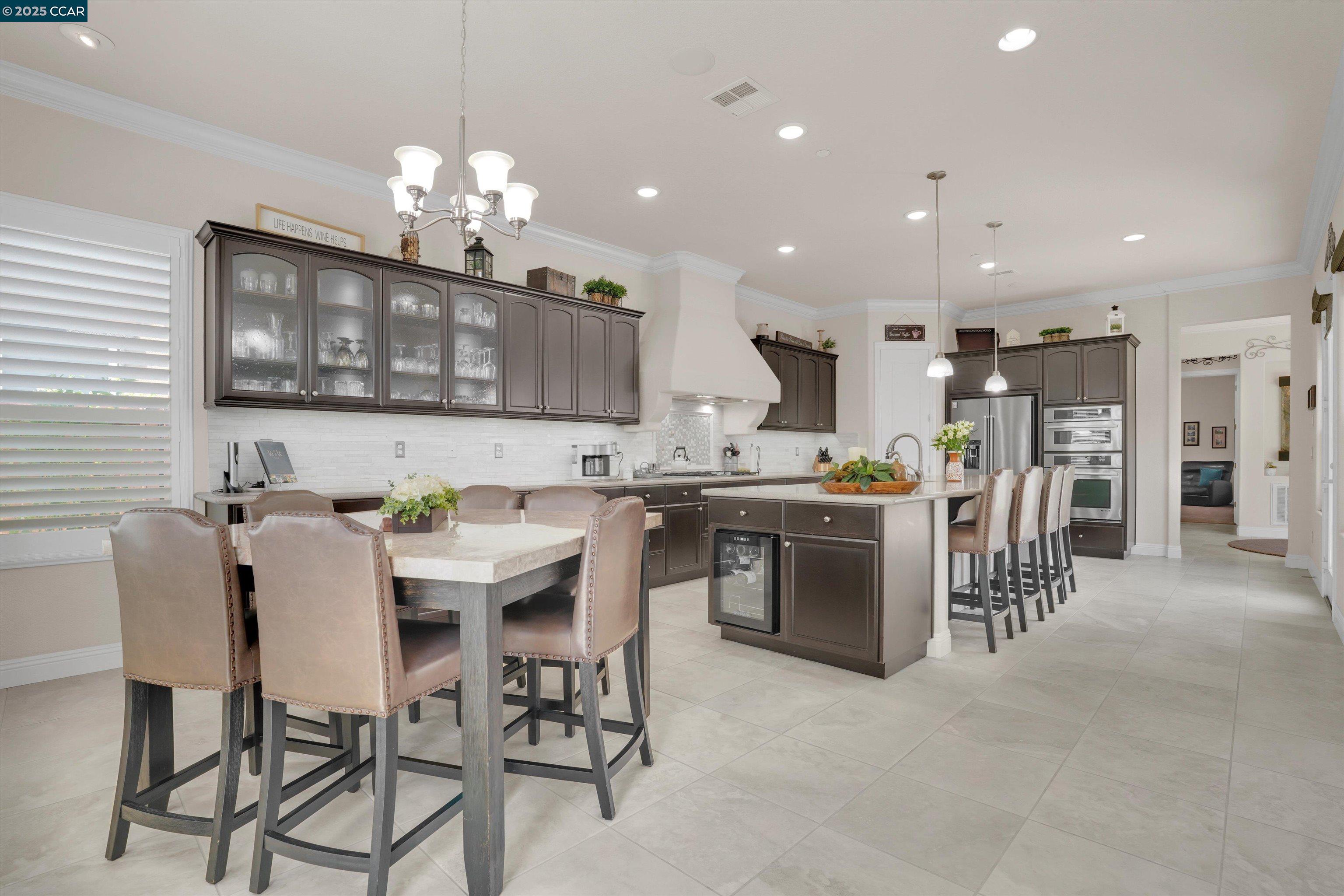1532 Symphony Cir