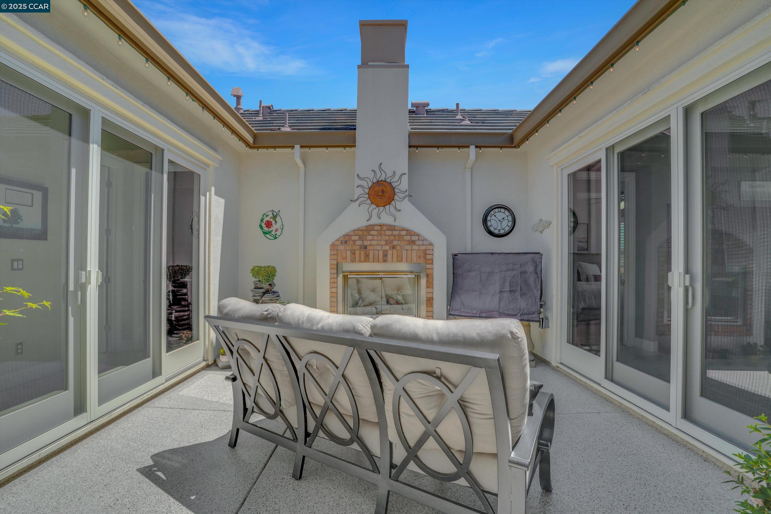 1532 Symphony Cir