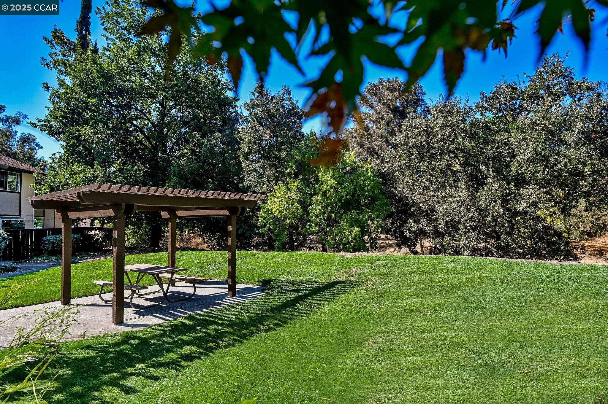 1583 Candelero Dr