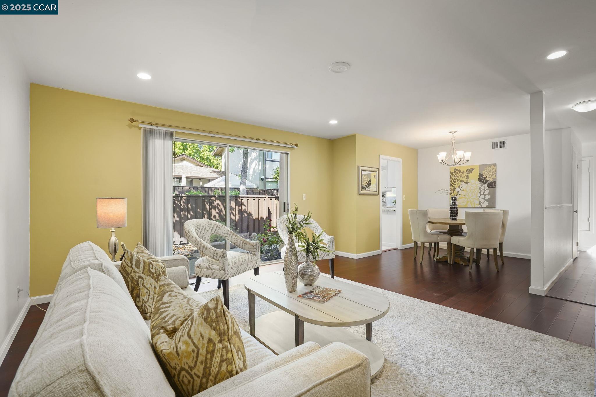 1583 Candelero Dr