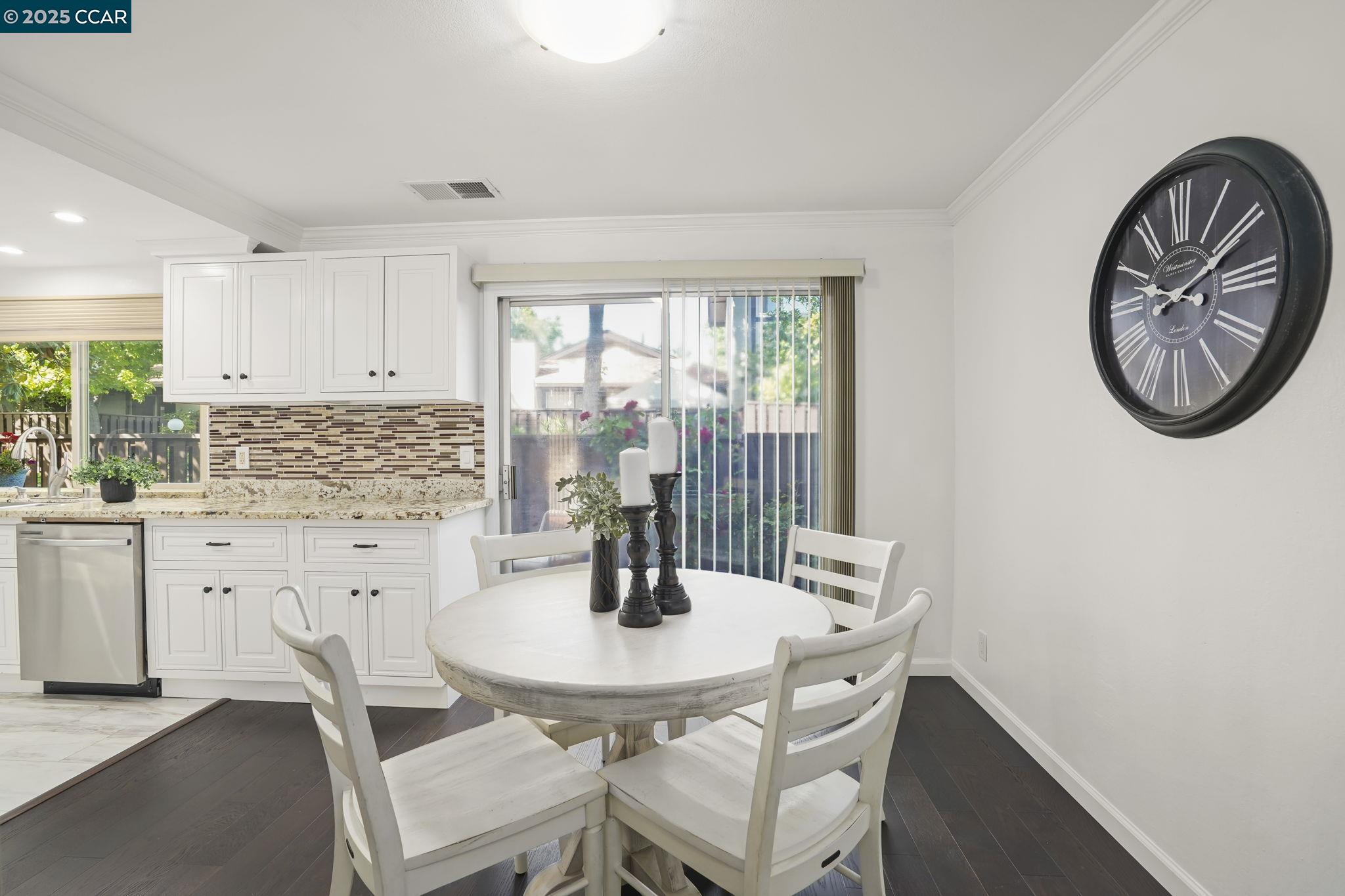 1583 Candelero Dr