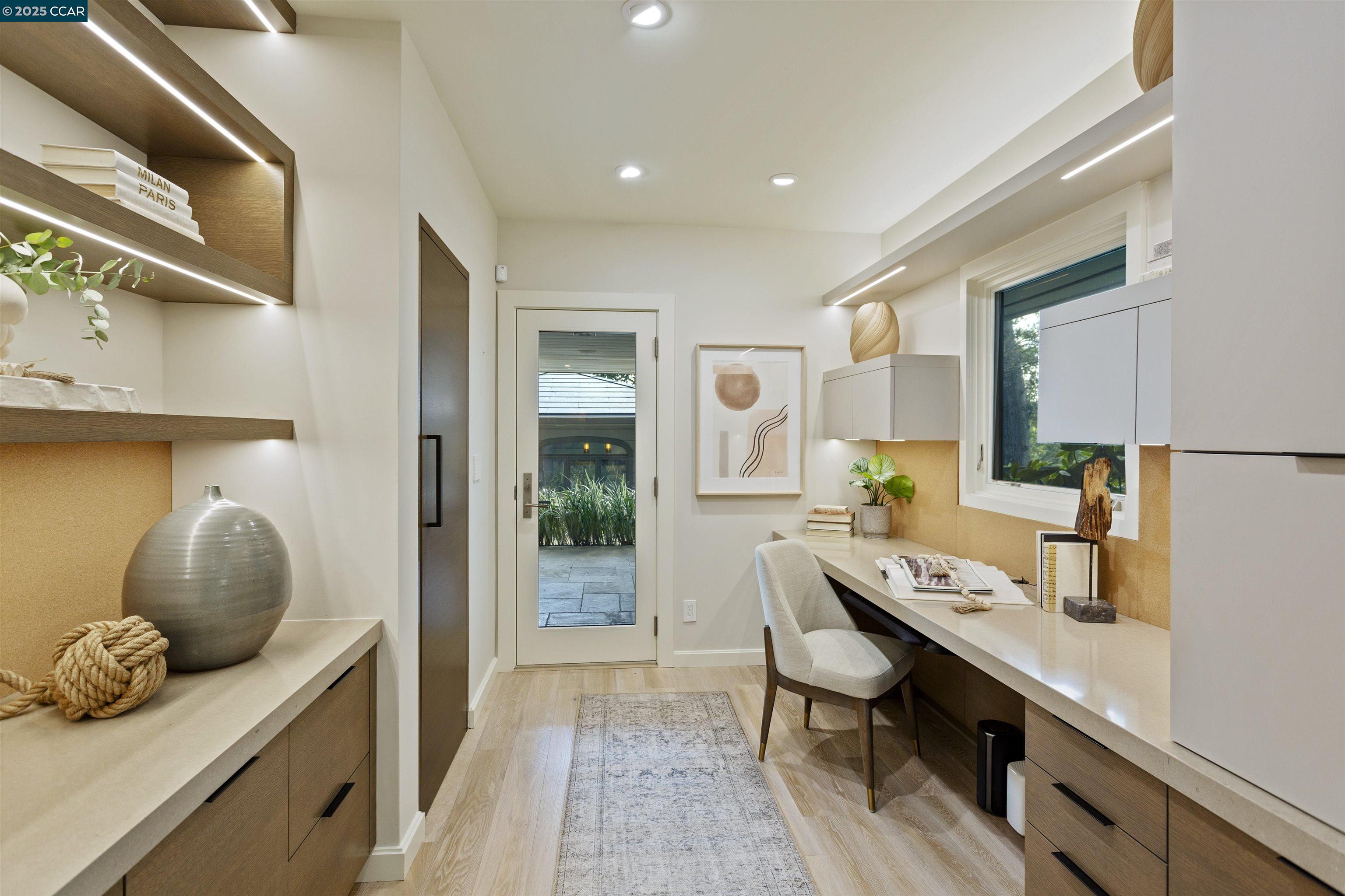 1121 Estates Dr