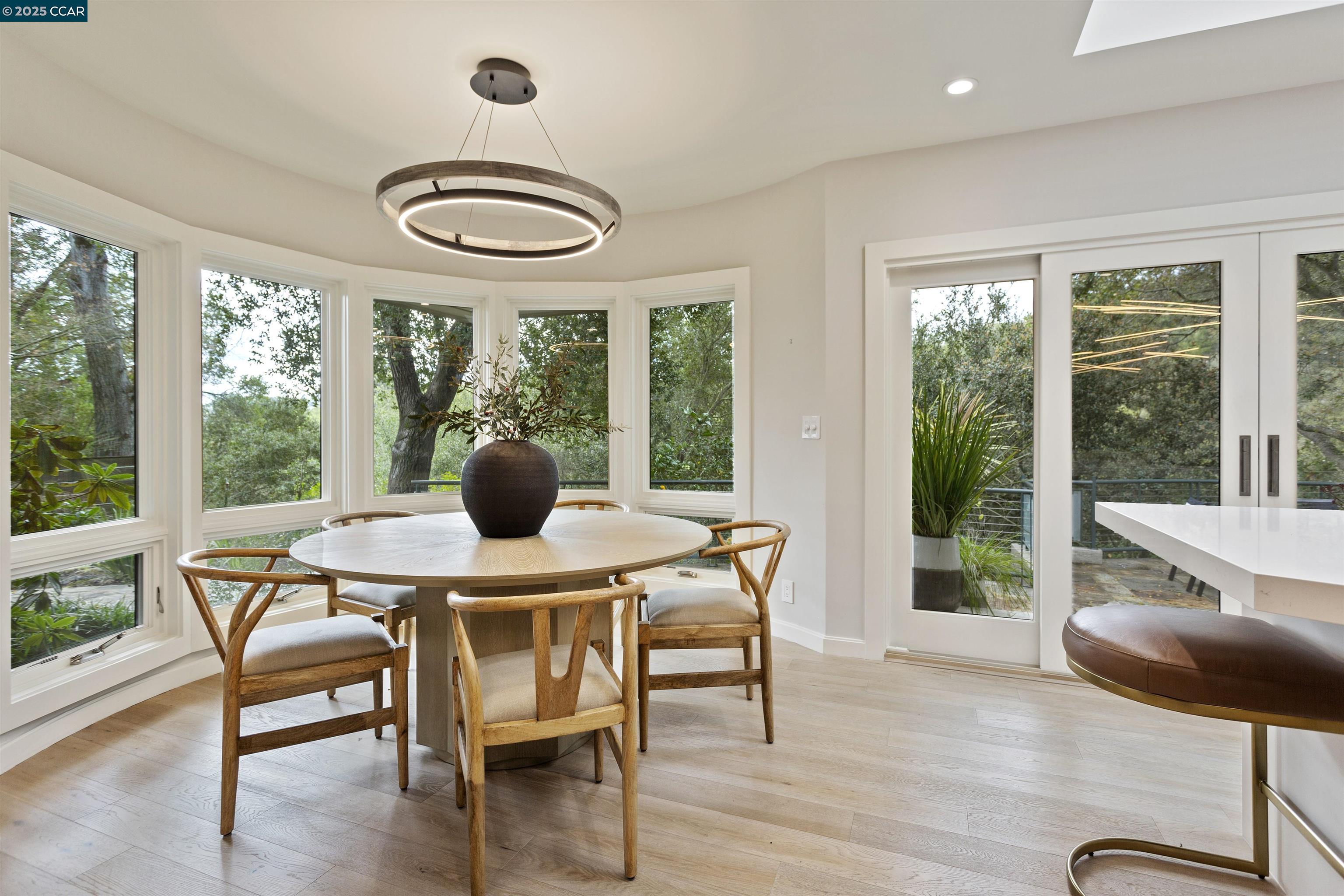1121 Estates Dr