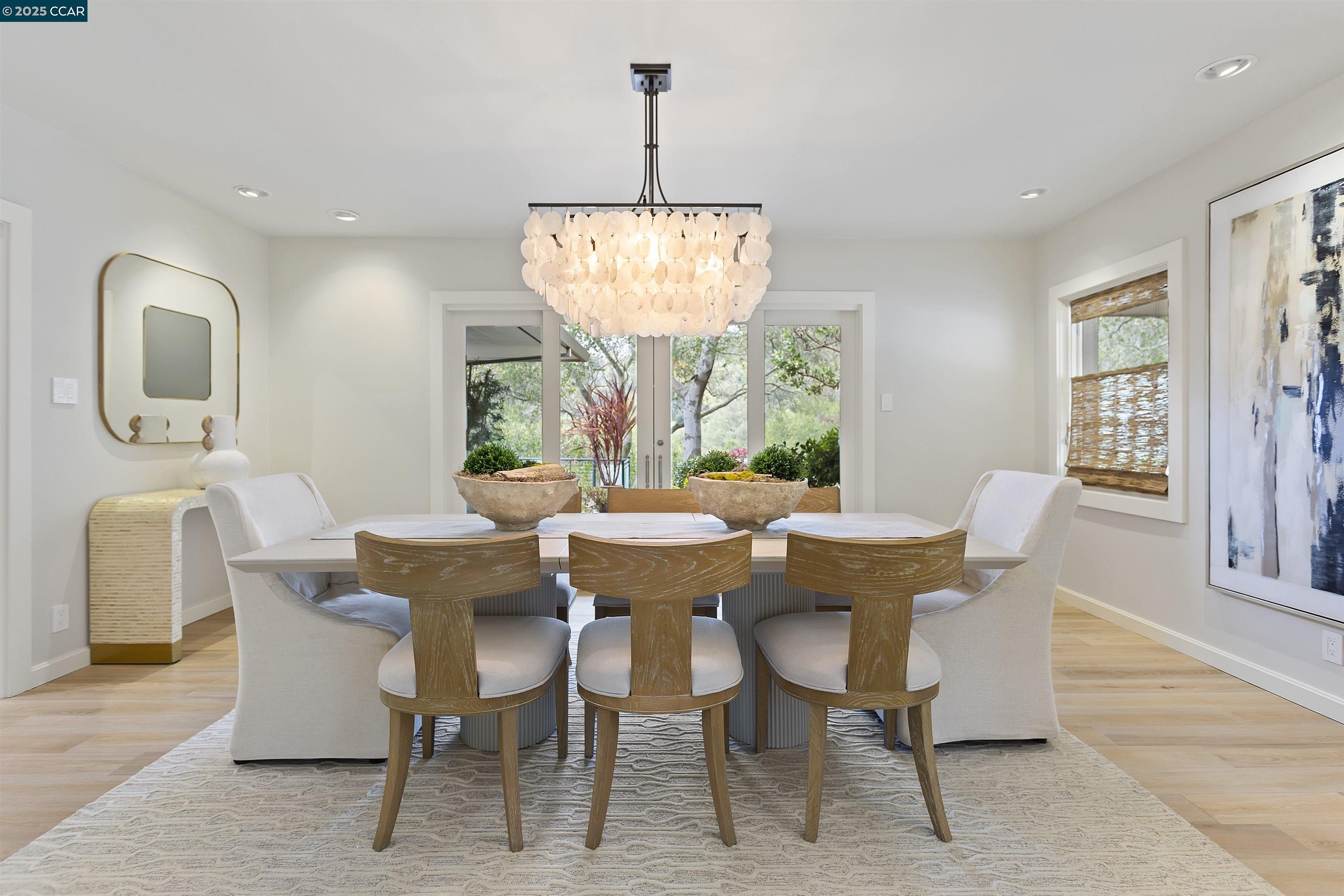 1121 Estates Dr