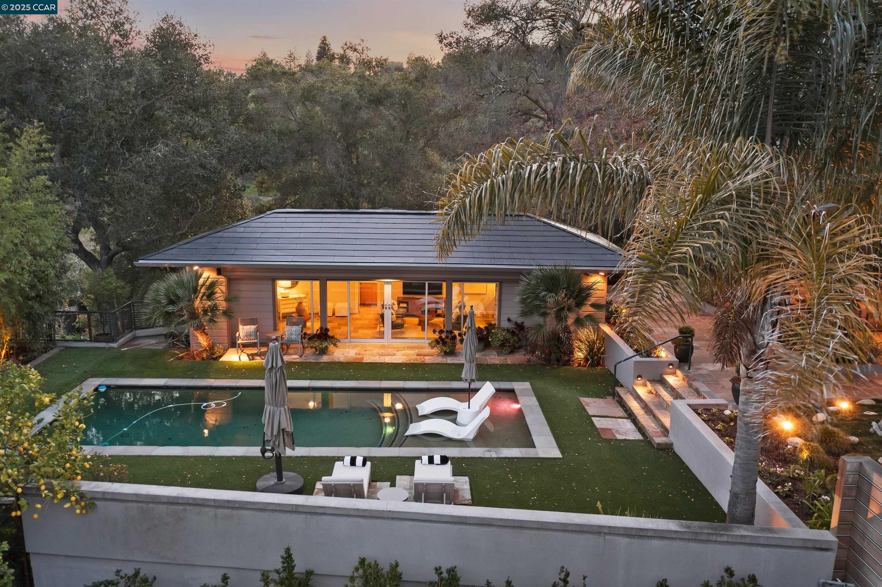 1121 Estates Dr