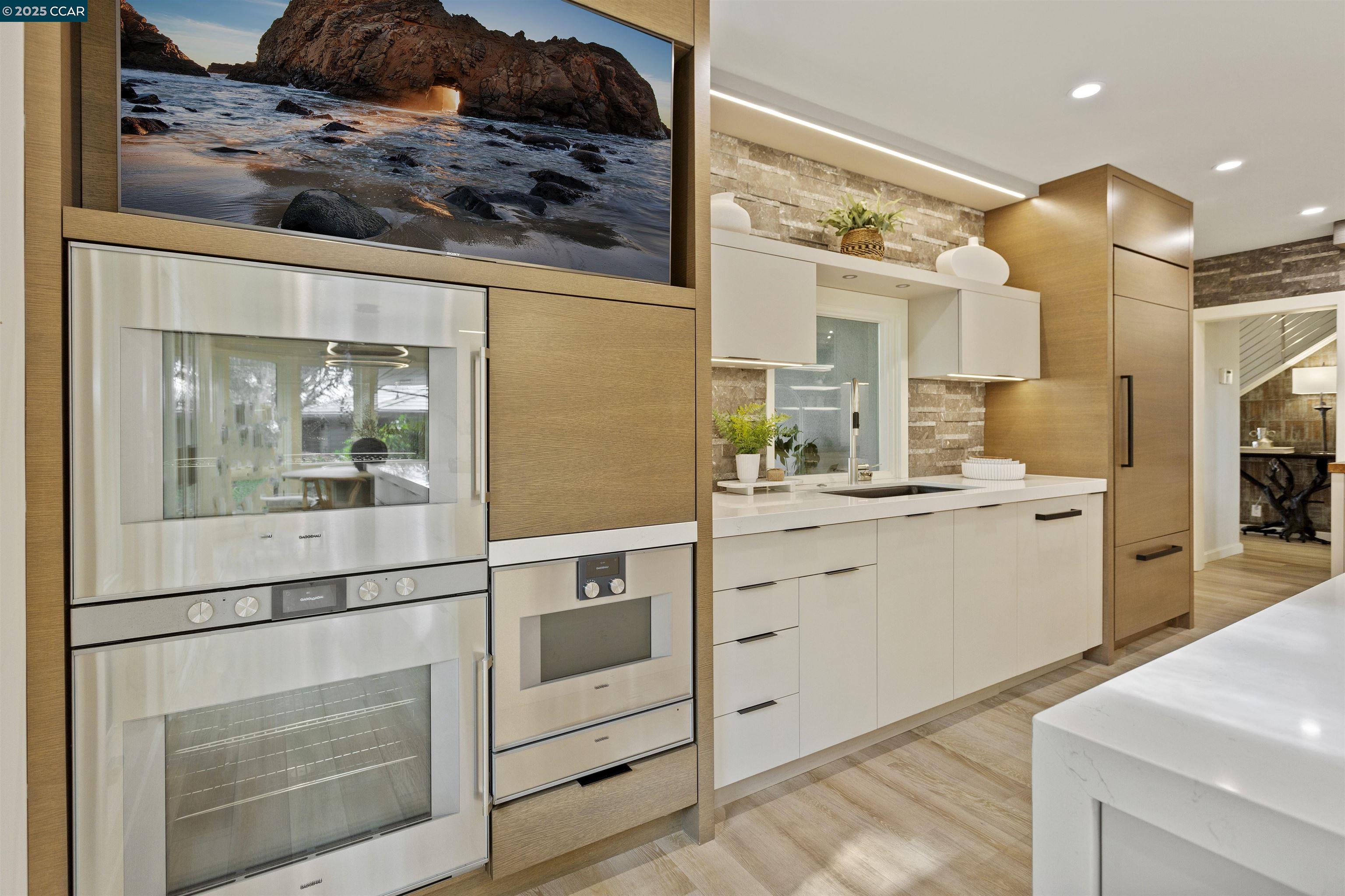 1121 Estates Dr